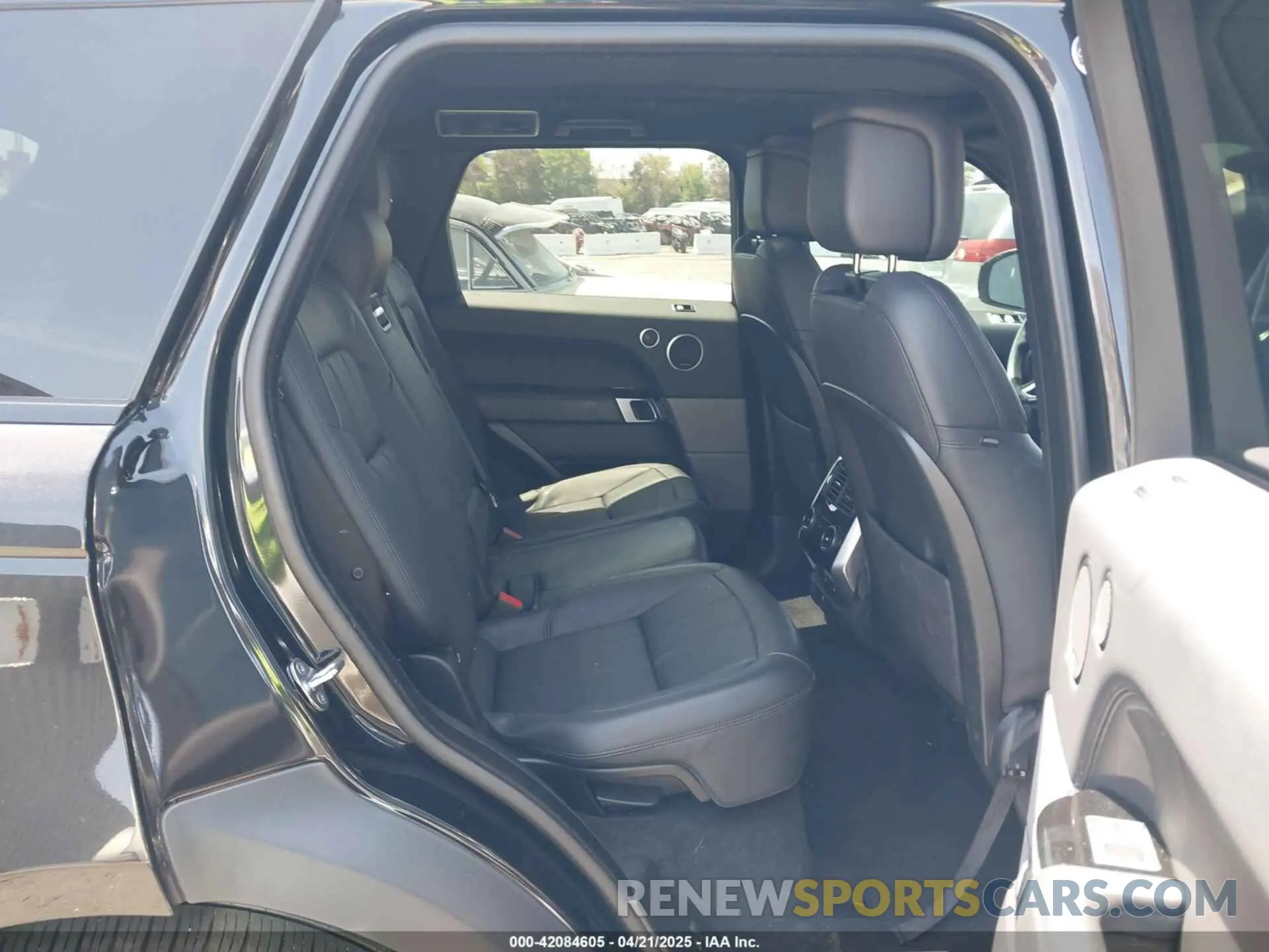 8 fotografías del automóvil dañado SALWR2SU5MA785393 LAND ROVER RANGE ROVER SPORT 2021