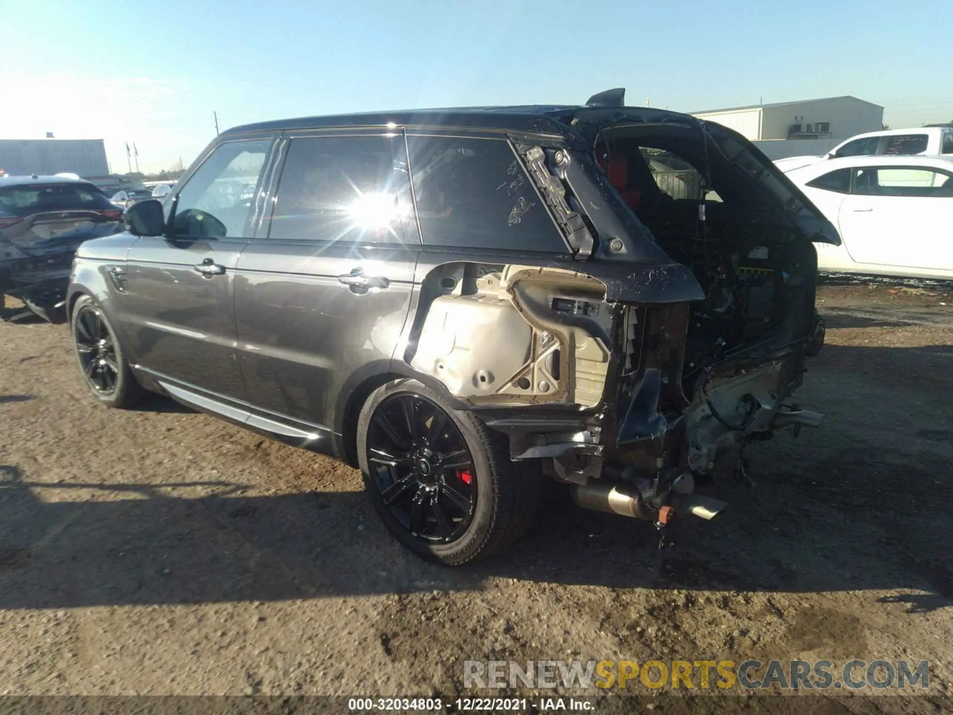 3 fotografías del automóvil dañado SALWS2RU0MA758600 LAND ROVER RANGE ROVER SPORT 2021