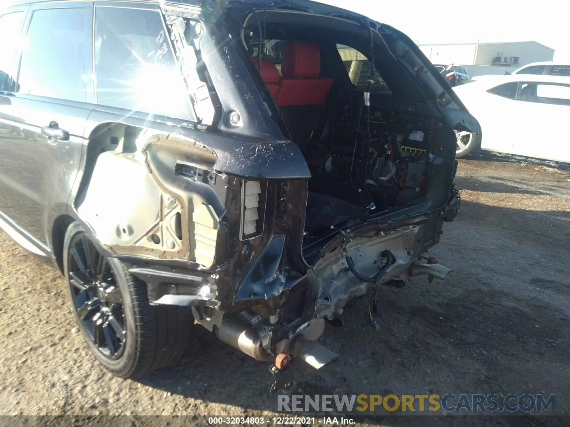 6 fotografías del automóvil dañado SALWS2RU0MA758600 LAND ROVER RANGE ROVER SPORT 2021