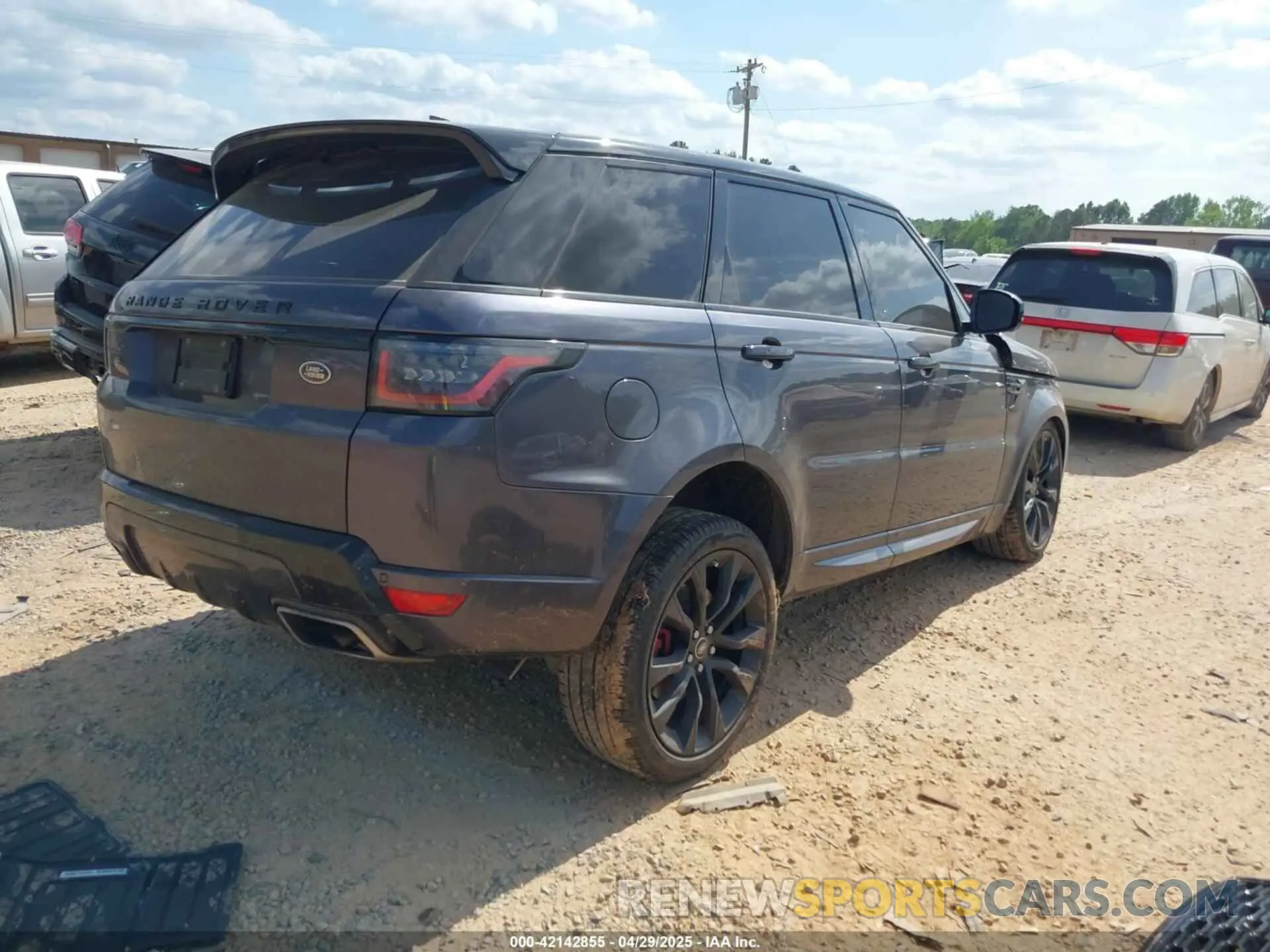 4 fotografías del automóvil dañado SALWS2RU6MA787289 LAND ROVER RANGE ROVER SPORT 2021