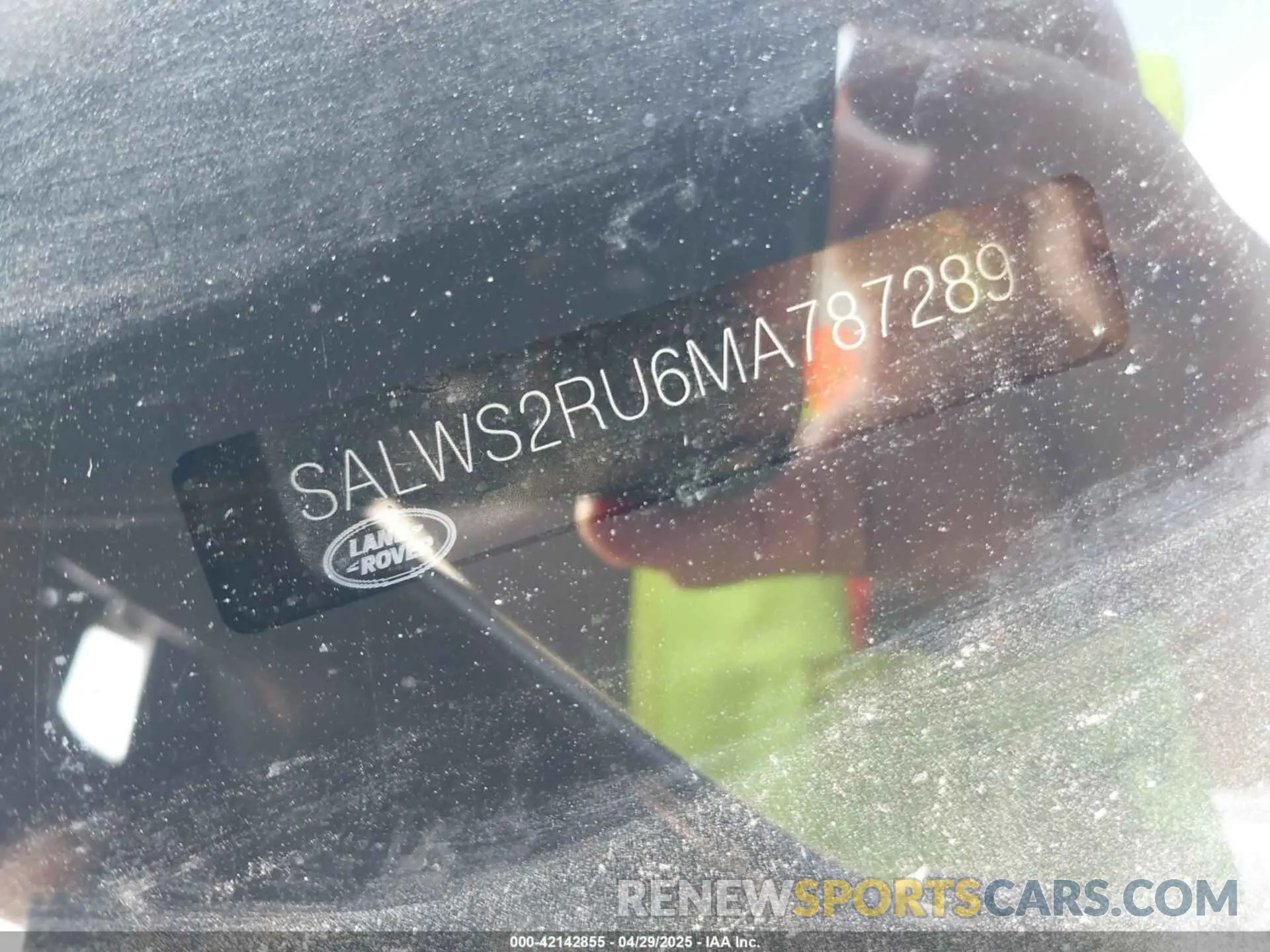 9 fotografías del automóvil dañado SALWS2RU6MA787289 LAND ROVER RANGE ROVER SPORT 2021