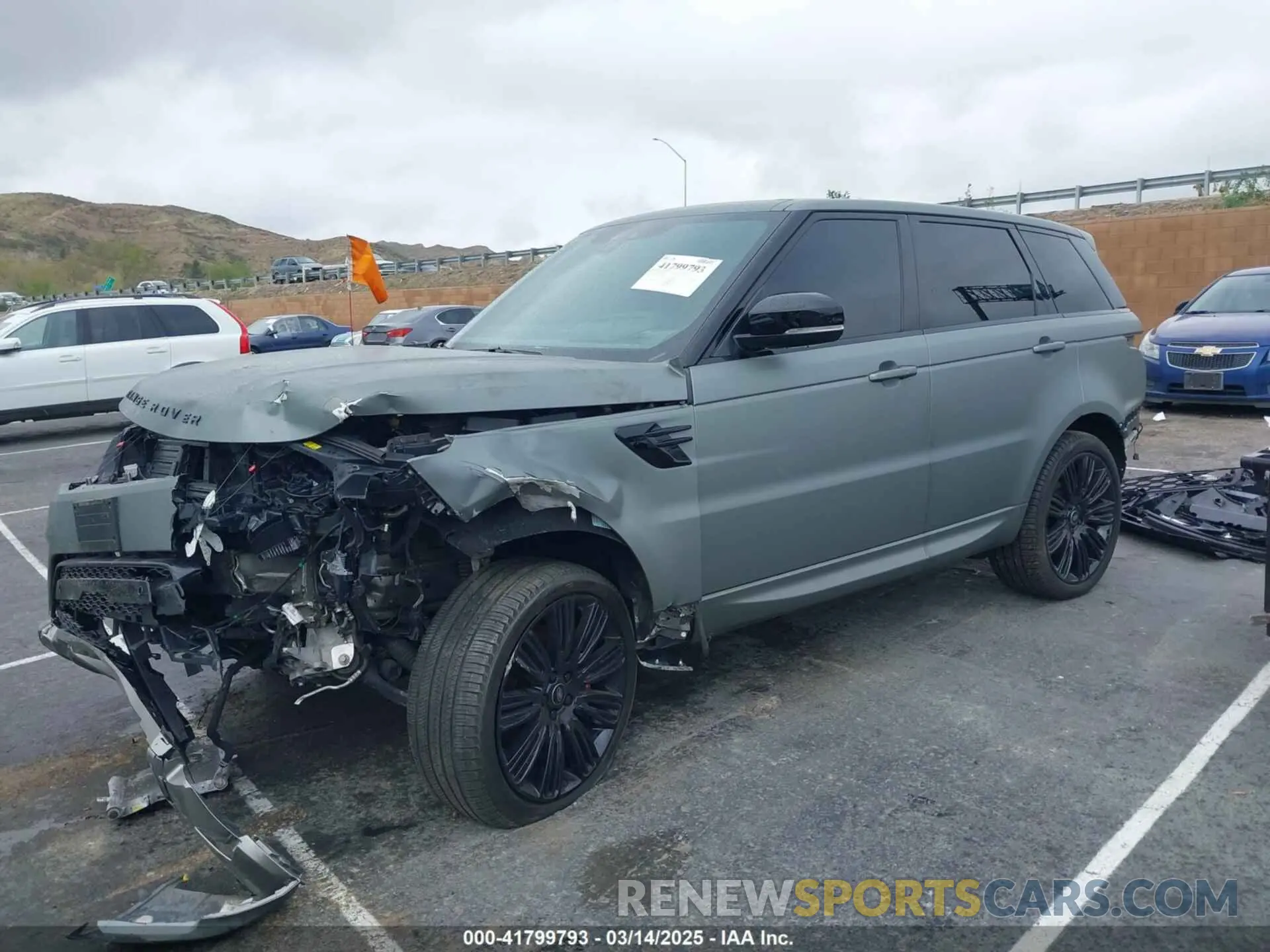 2 fotografías del automóvil dañado SALWR2SE7NA215082 LAND ROVER RANGE ROVER SPORT 2022