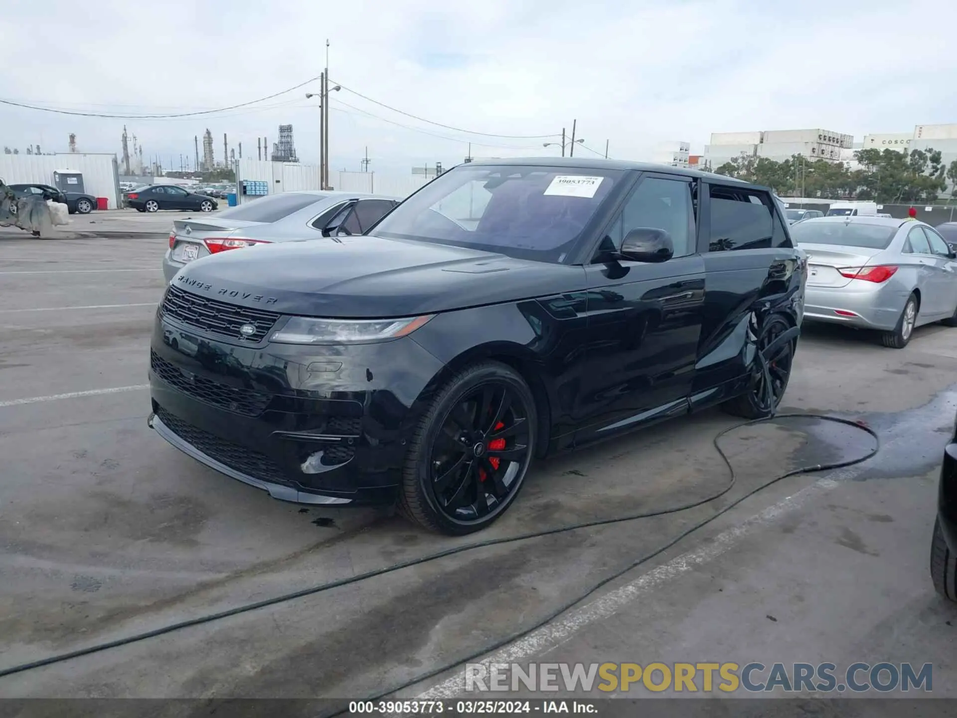 2 fotografías del automóvil dañado SAL119E43PA149159 LAND ROVER RANGE ROVER SPORT 2023