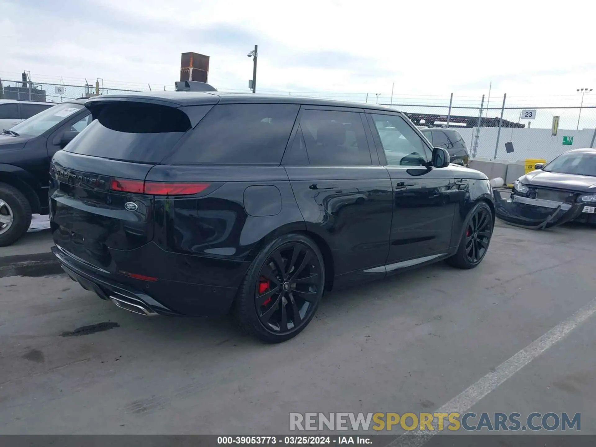 4 fotografías del automóvil dañado SAL119E43PA149159 LAND ROVER RANGE ROVER SPORT 2023