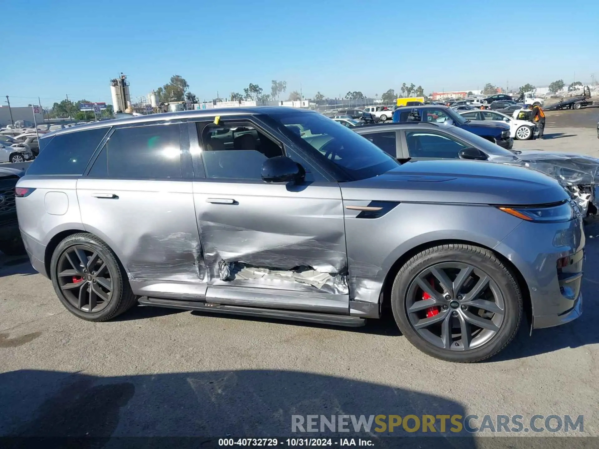 13 fotografías del automóvil dañado SAL1L9FU4PA109021 LAND ROVER RANGE ROVER SPORT 2023