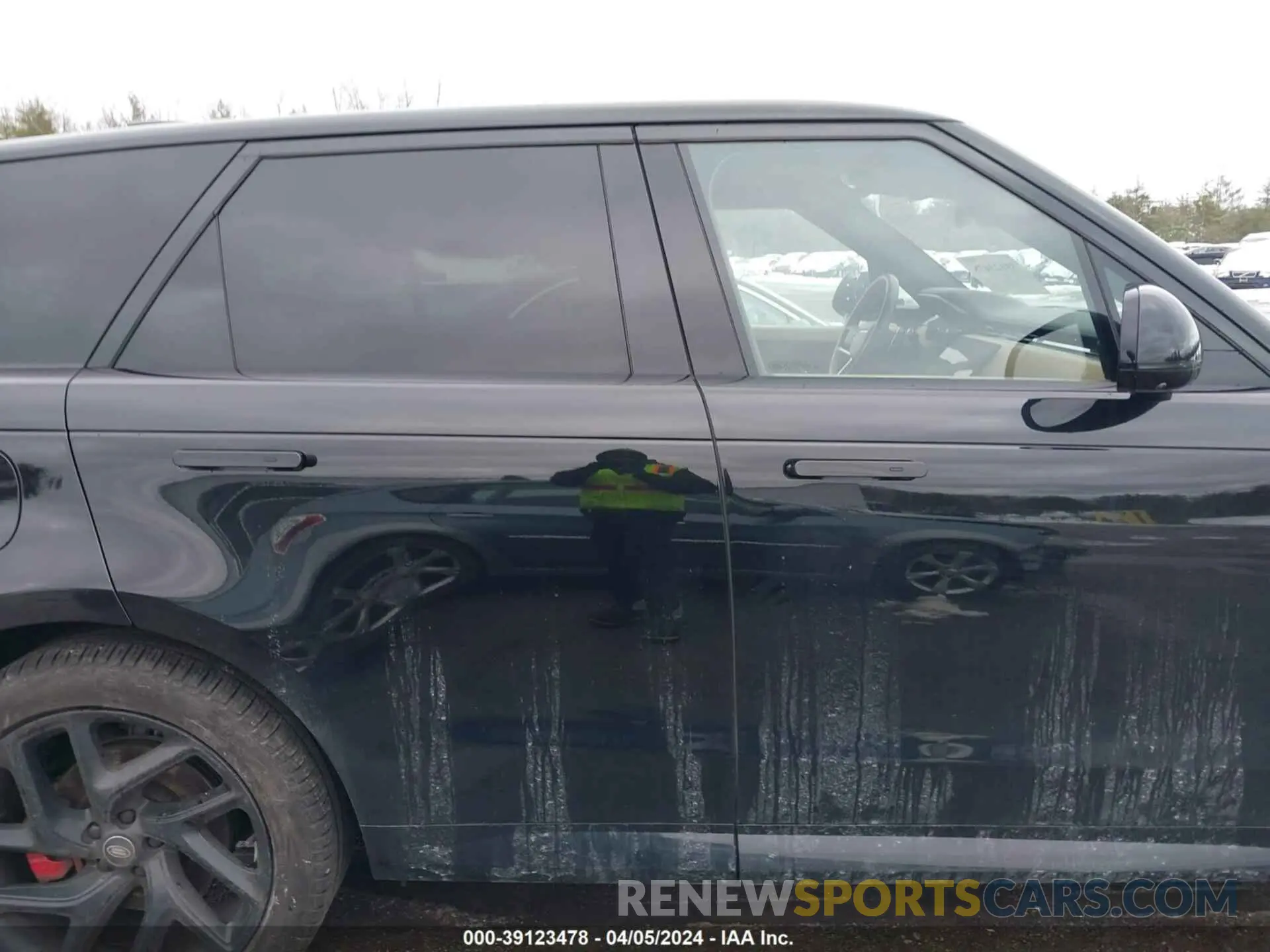 14 fotografías del automóvil dañado SAL1L9FU4PA112209 LAND ROVER RANGE ROVER SPORT 2023