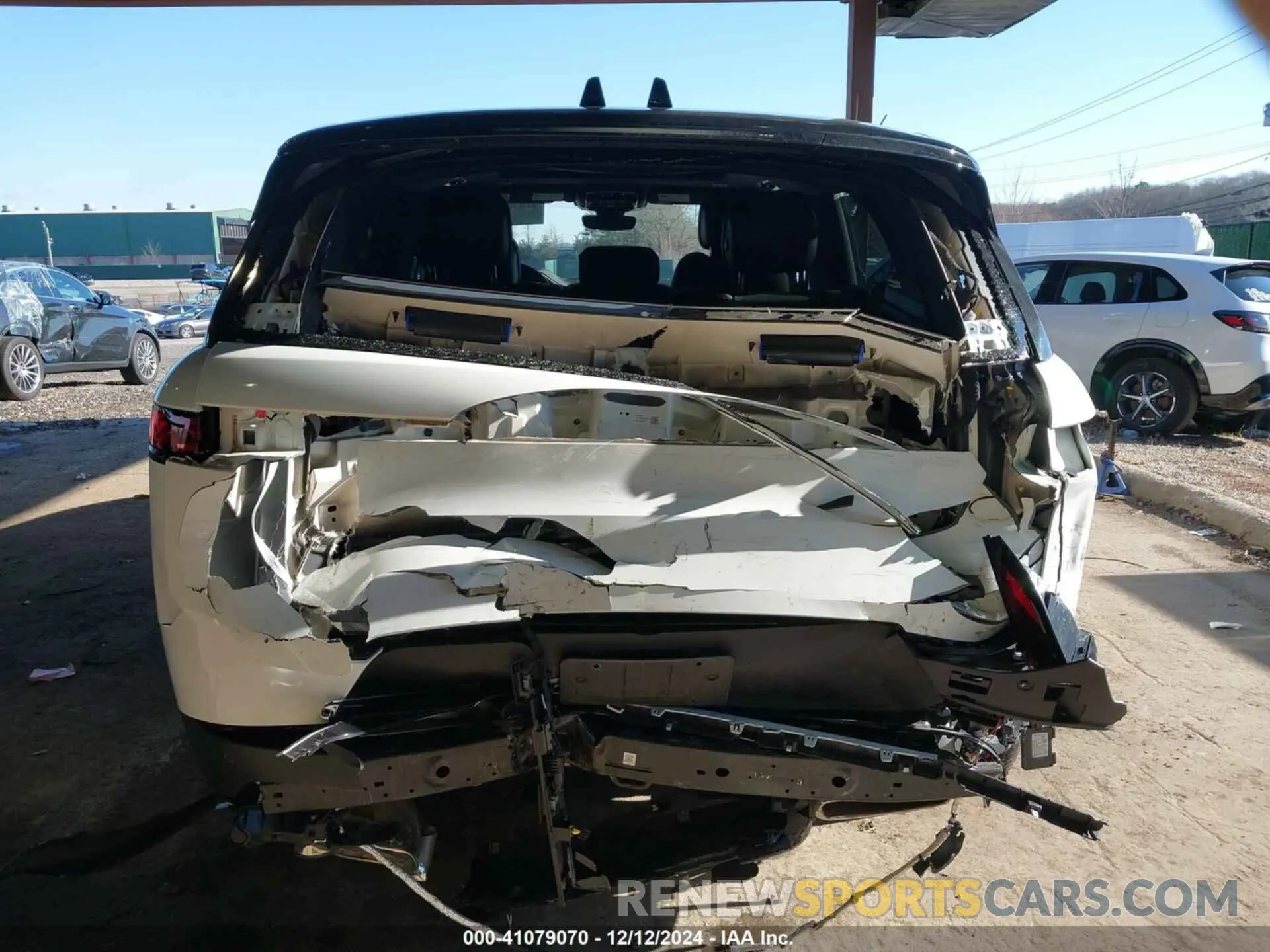 6 fotografías del automóvil dañado SAL1P9EU6PA111780 LAND ROVER RANGE ROVER SPORT 2023