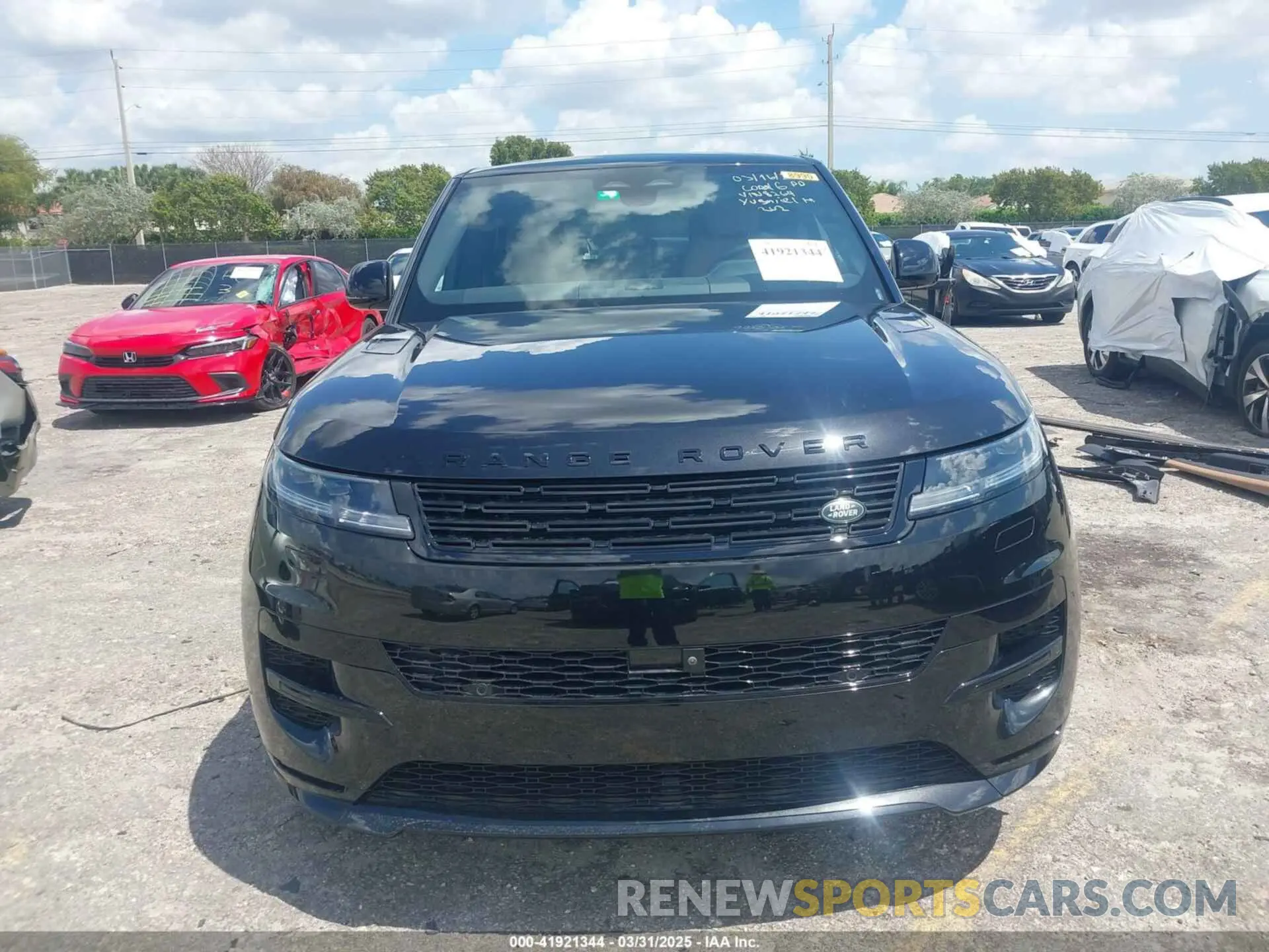 13 fotografías del automóvil dañado SAL1L9FU8RA178264 LAND ROVER RANGE ROVER SPORT 2024