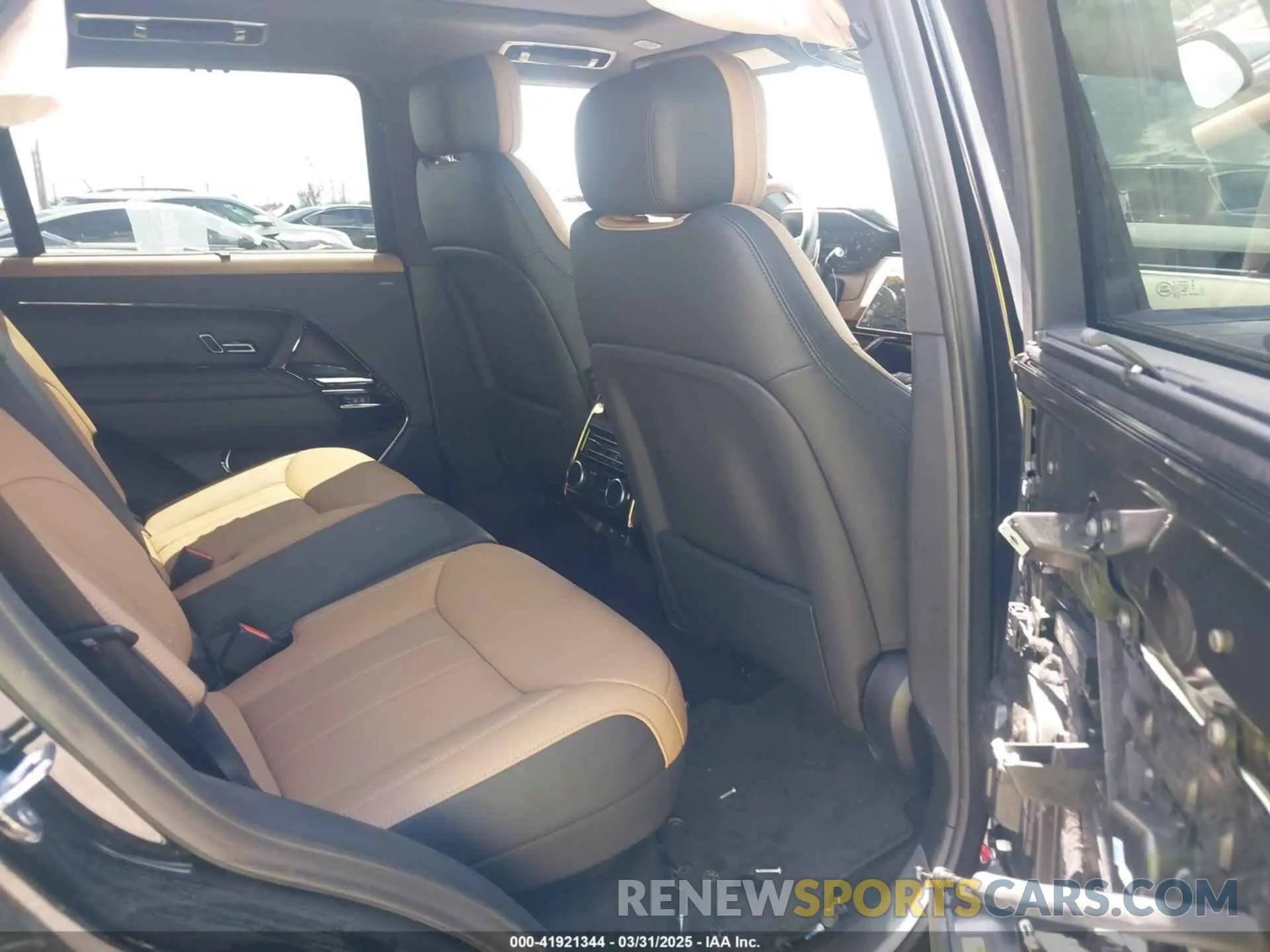 8 fotografías del automóvil dañado SAL1L9FU8RA178264 LAND ROVER RANGE ROVER SPORT 2024