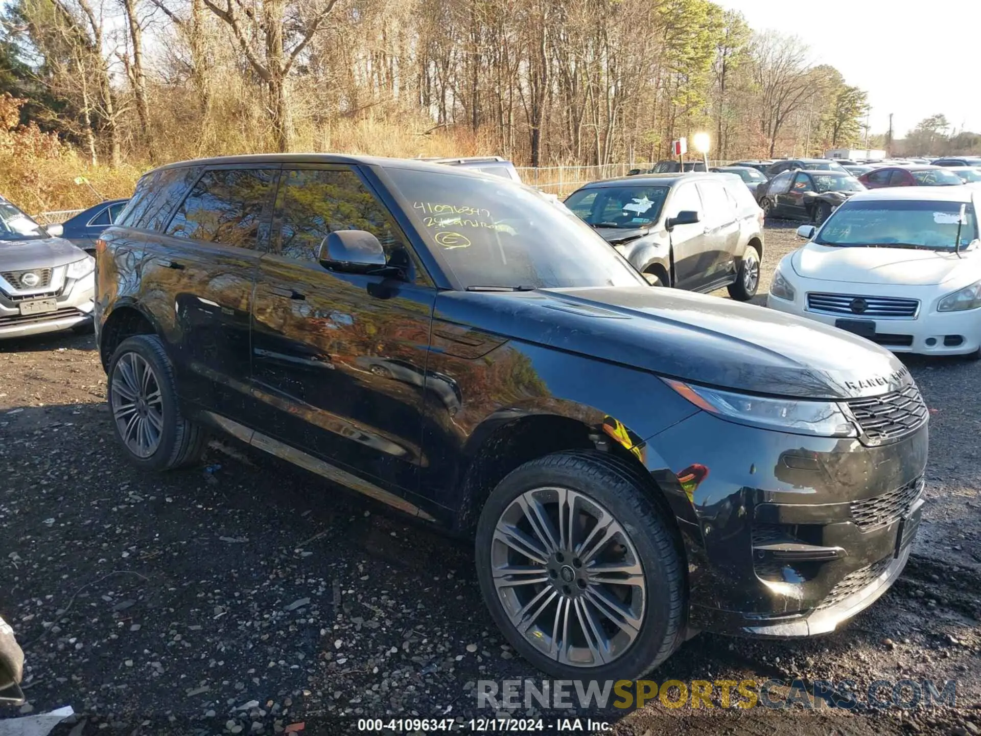 13 fotografías del automóvil dañado SAL1L9FU9RA158329 LAND ROVER RANGE ROVER SPORT 2024