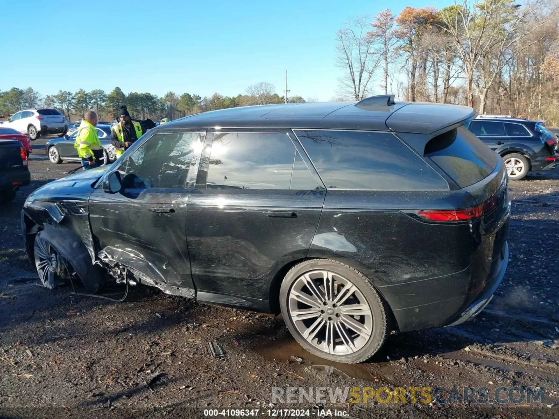 14 fotografías del automóvil dañado SAL1L9FU9RA158329 LAND ROVER RANGE ROVER SPORT 2024