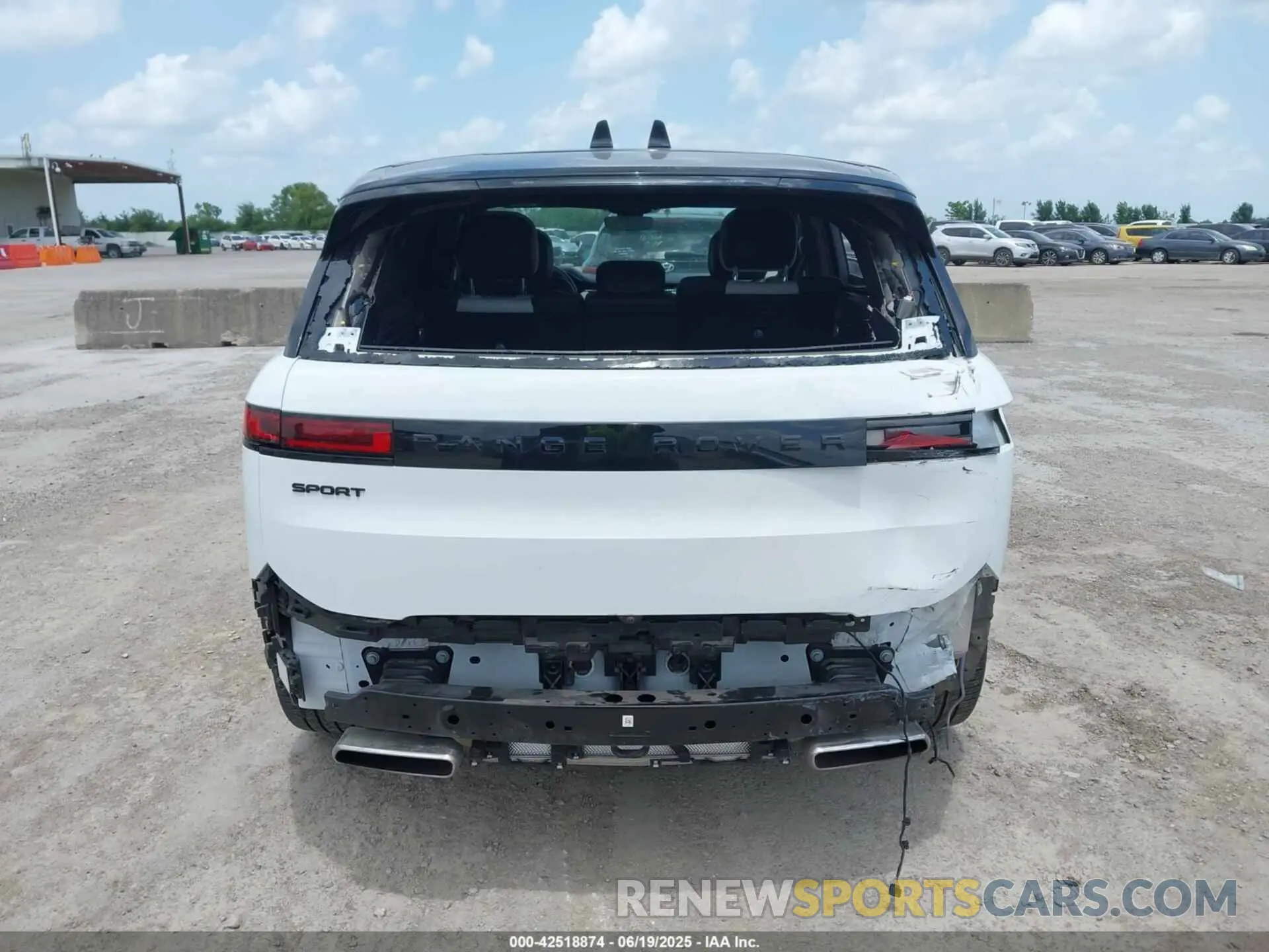 17 fotografías del automóvil dañado SAL1L9FUXRA189122 LAND ROVER RANGE ROVER SPORT 2024