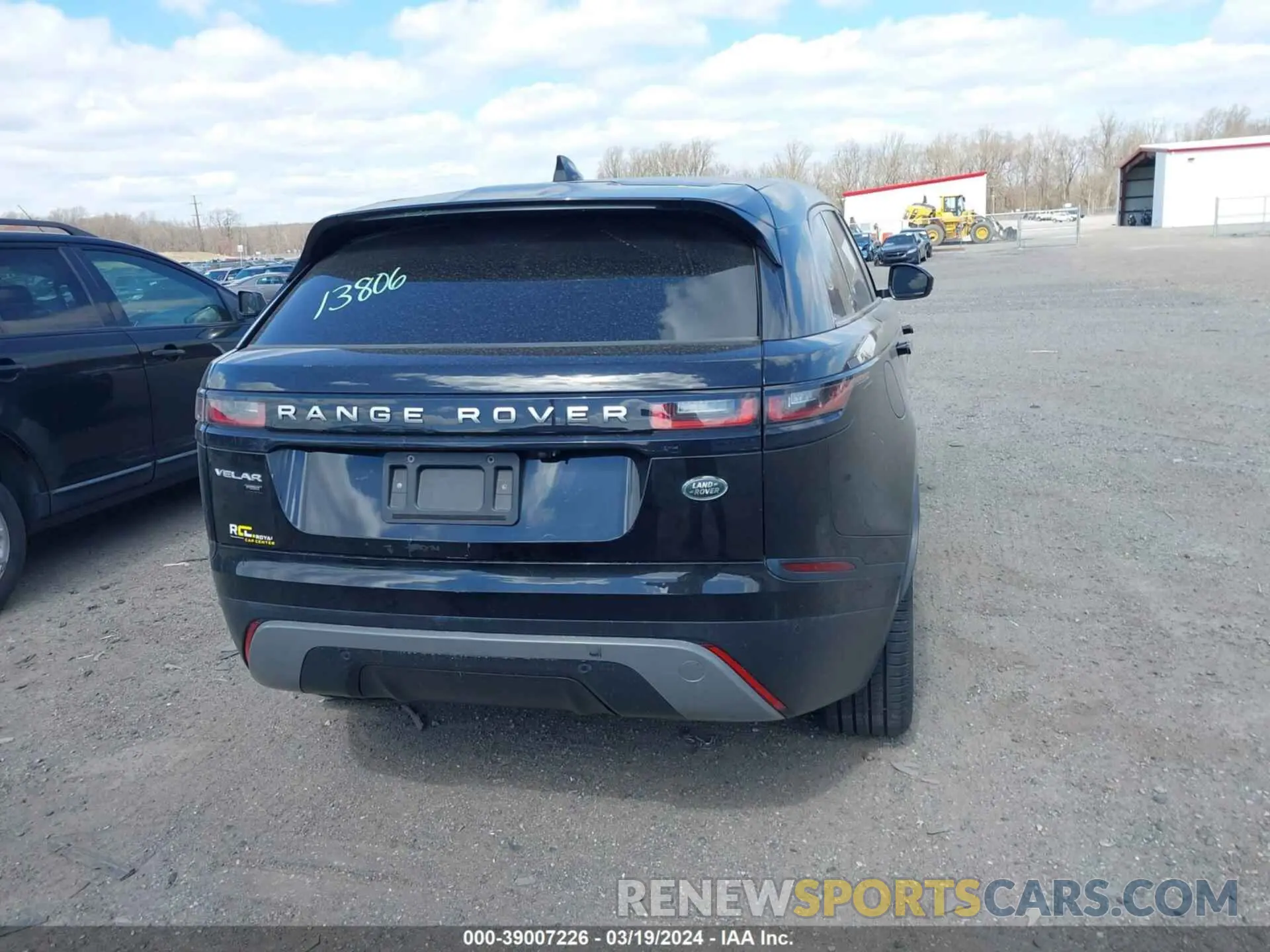 16 fotografías del automóvil dañado SALYA2EX0KA211030 LAND ROVER RANGE ROVER VELAR 2019