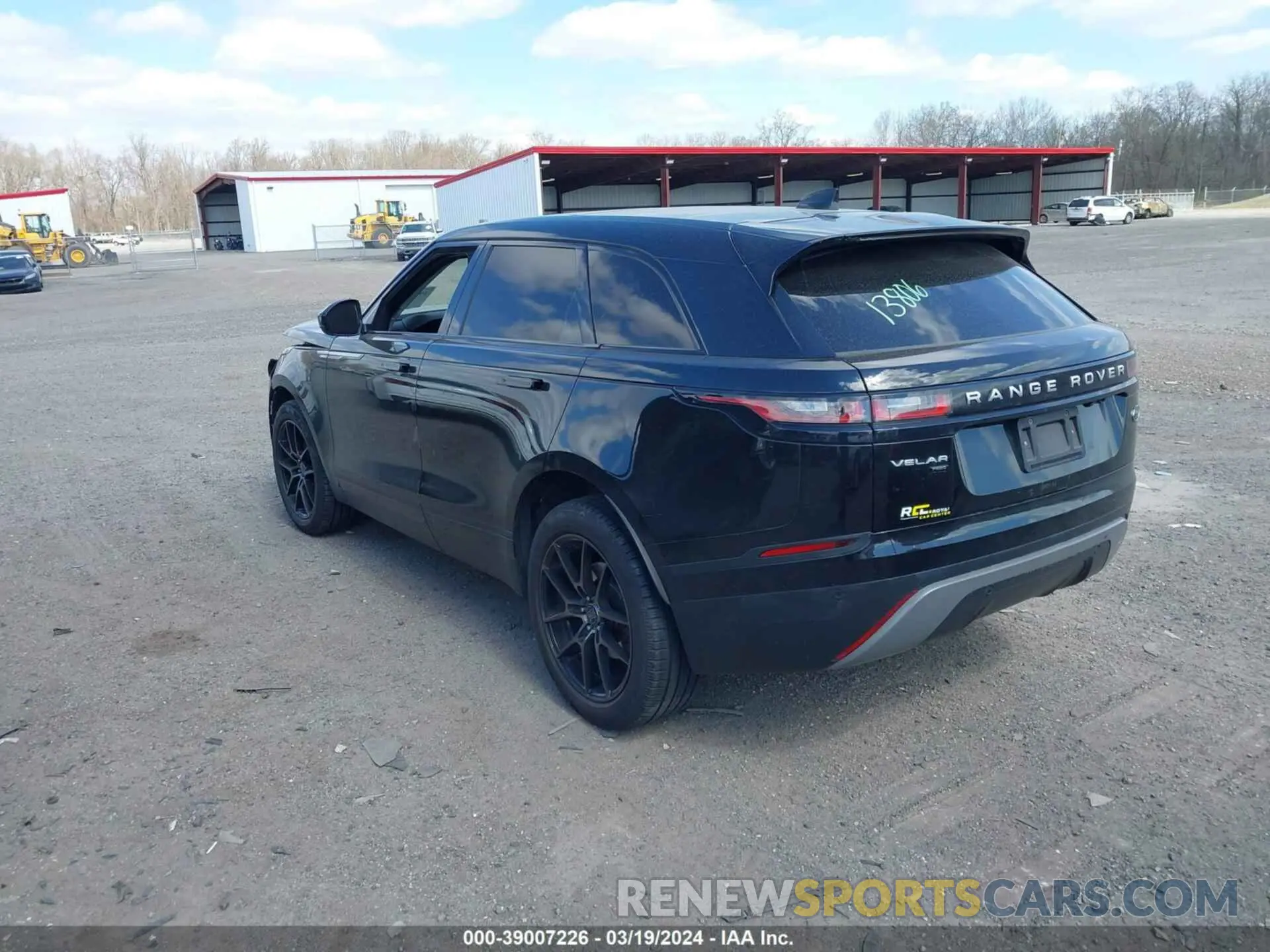 3 fotografías del automóvil dañado SALYA2EX0KA211030 LAND ROVER RANGE ROVER VELAR 2019