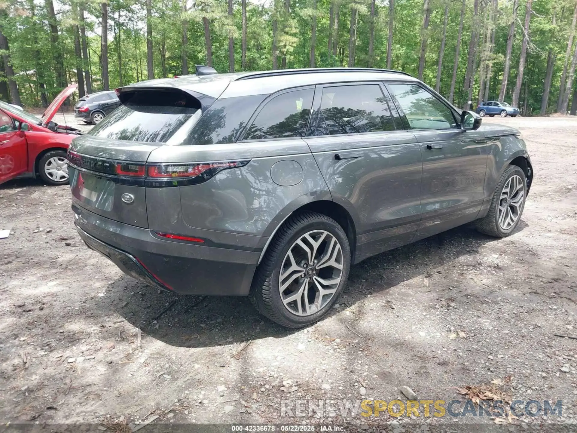 4 fotografías del automóvil dañado SALYB2EN5KA227073 LAND ROVER RANGE ROVER VELAR 2019