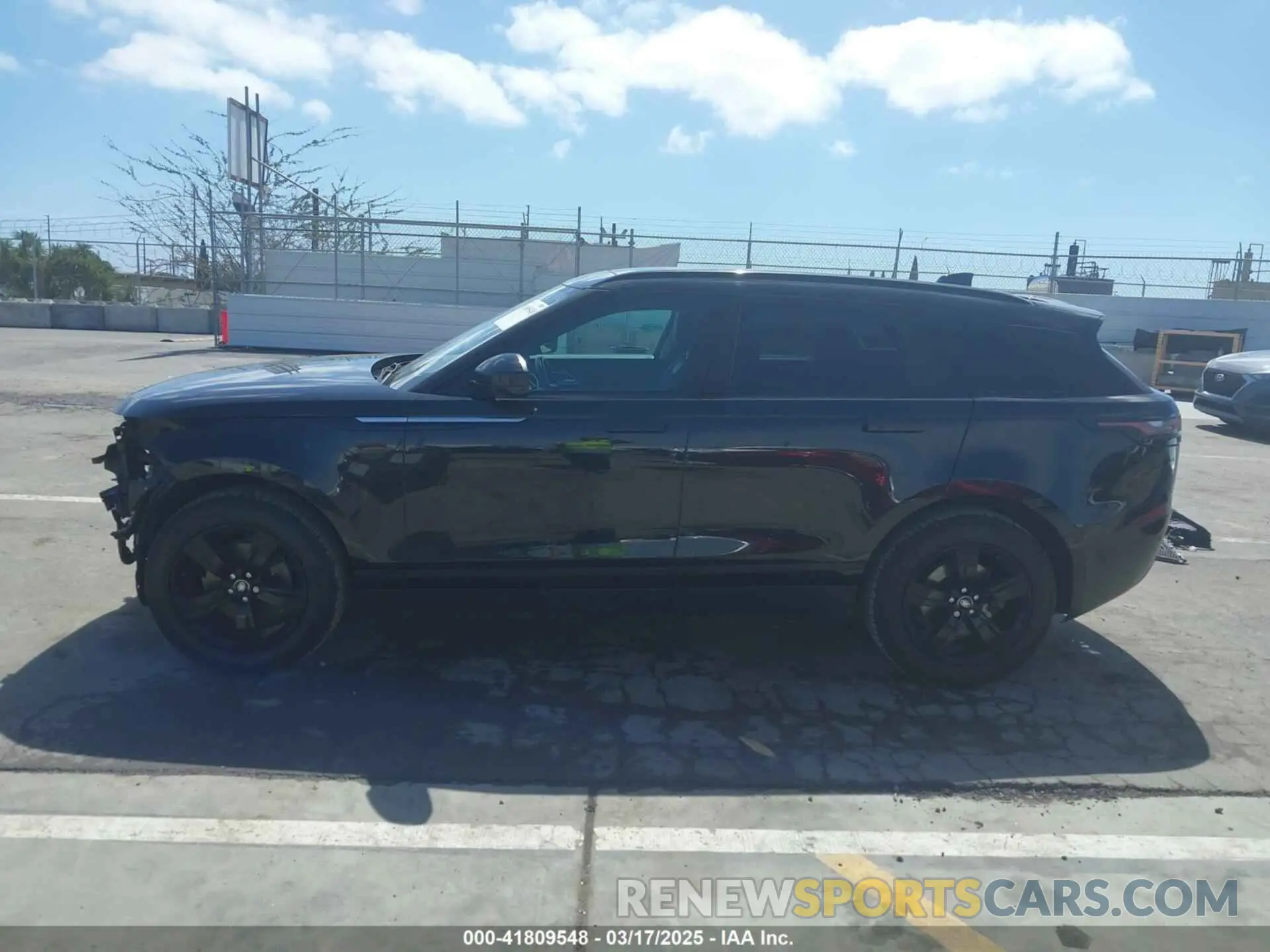15 fotografías del automóvil dañado SALYB2EN7KA779531 LAND ROVER RANGE ROVER VELAR 2019