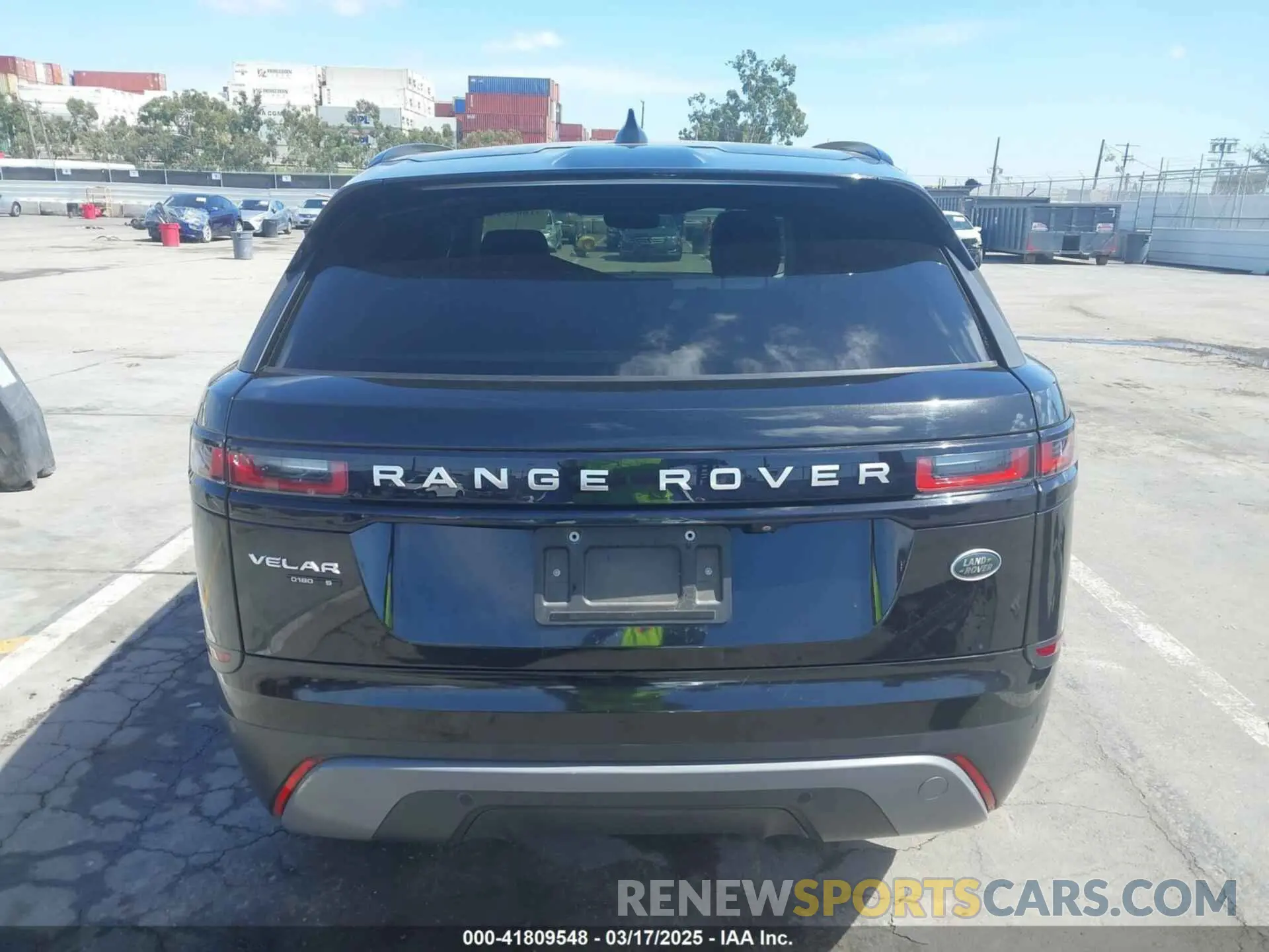 17 fotografías del automóvil dañado SALYB2EN7KA779531 LAND ROVER RANGE ROVER VELAR 2019