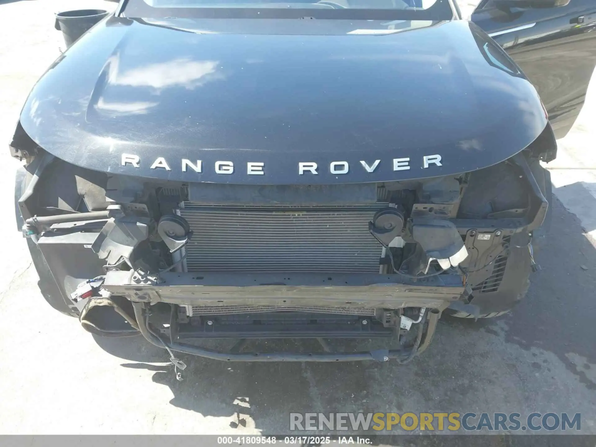 6 fotografías del automóvil dañado SALYB2EN7KA779531 LAND ROVER RANGE ROVER VELAR 2019