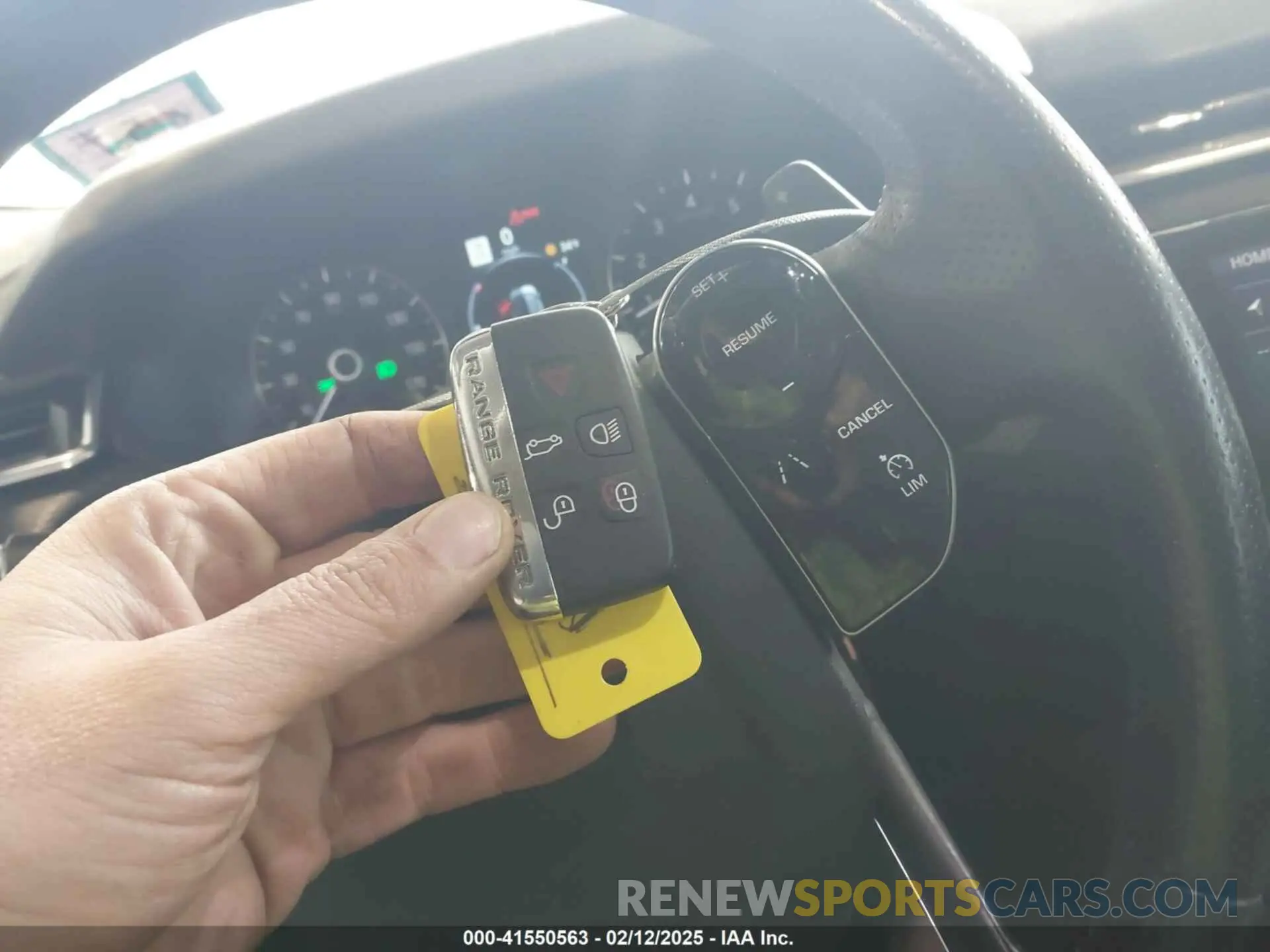11 fotografías del automóvil dañado SALYB2EX7KA783693 LAND ROVER RANGE ROVER VELAR 2019