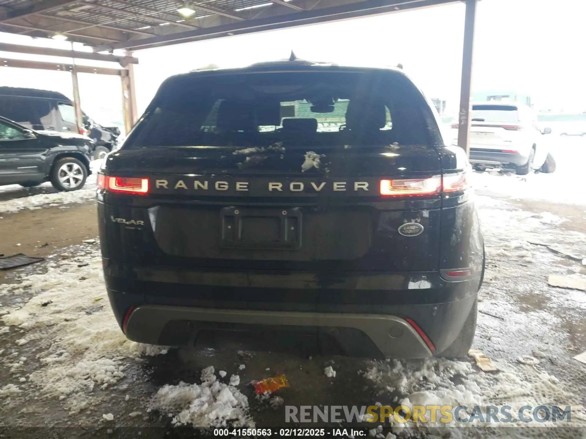 16 fotografías del automóvil dañado SALYB2EX7KA783693 LAND ROVER RANGE ROVER VELAR 2019