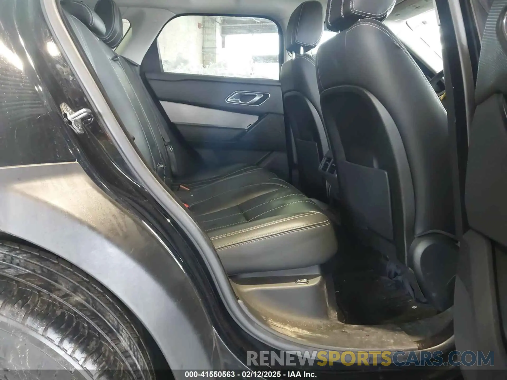 8 fotografías del automóvil dañado SALYB2EX7KA783693 LAND ROVER RANGE ROVER VELAR 2019
