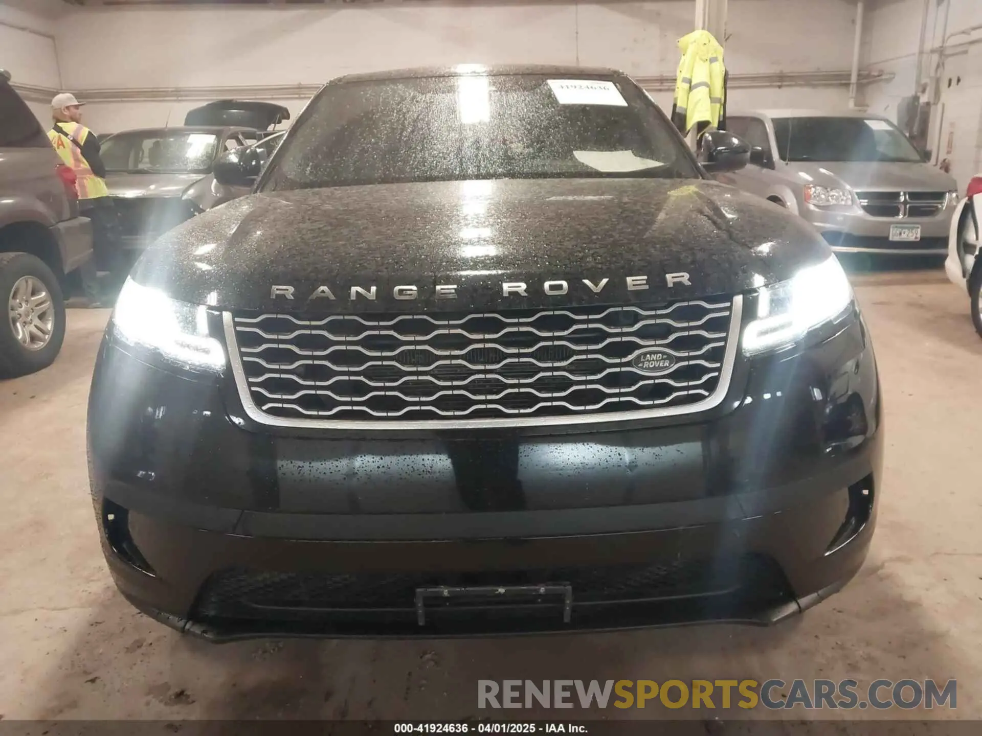 12 fotografías del automóvil dañado SALYB2EX8KA220409 LAND ROVER RANGE ROVER VELAR 2019