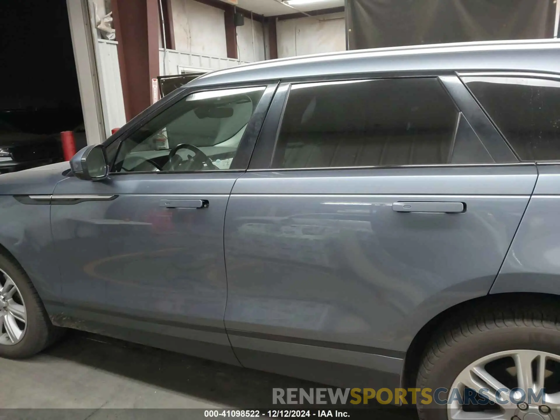 14 fotografías del automóvil dañado SALYB2EX8KA234570 LAND ROVER RANGE ROVER VELAR 2019