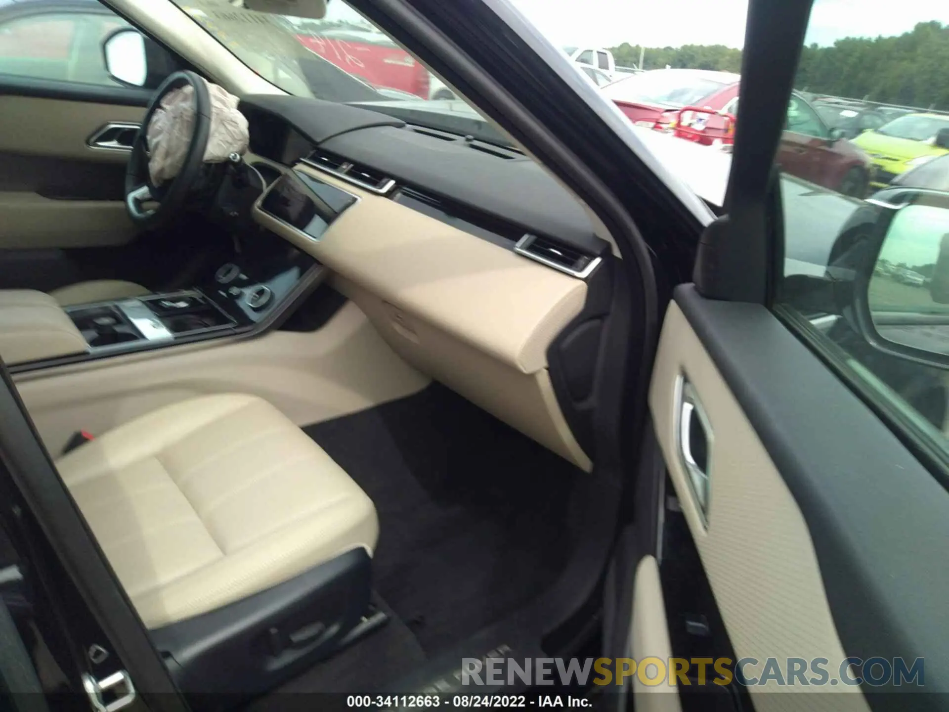 5 fotografías del automóvil dañado SALYB2EX9KA218734 LAND ROVER RANGE ROVER VELAR 2019