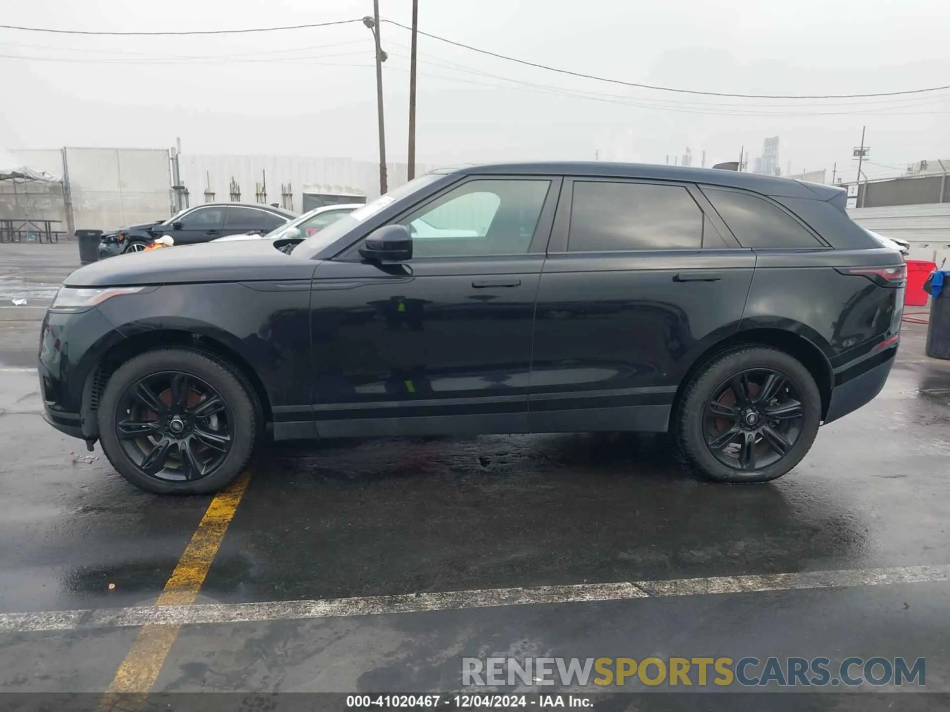 13 fotografías del automóvil dañado SALYB2EX9KA783453 LAND ROVER RANGE ROVER VELAR 2019