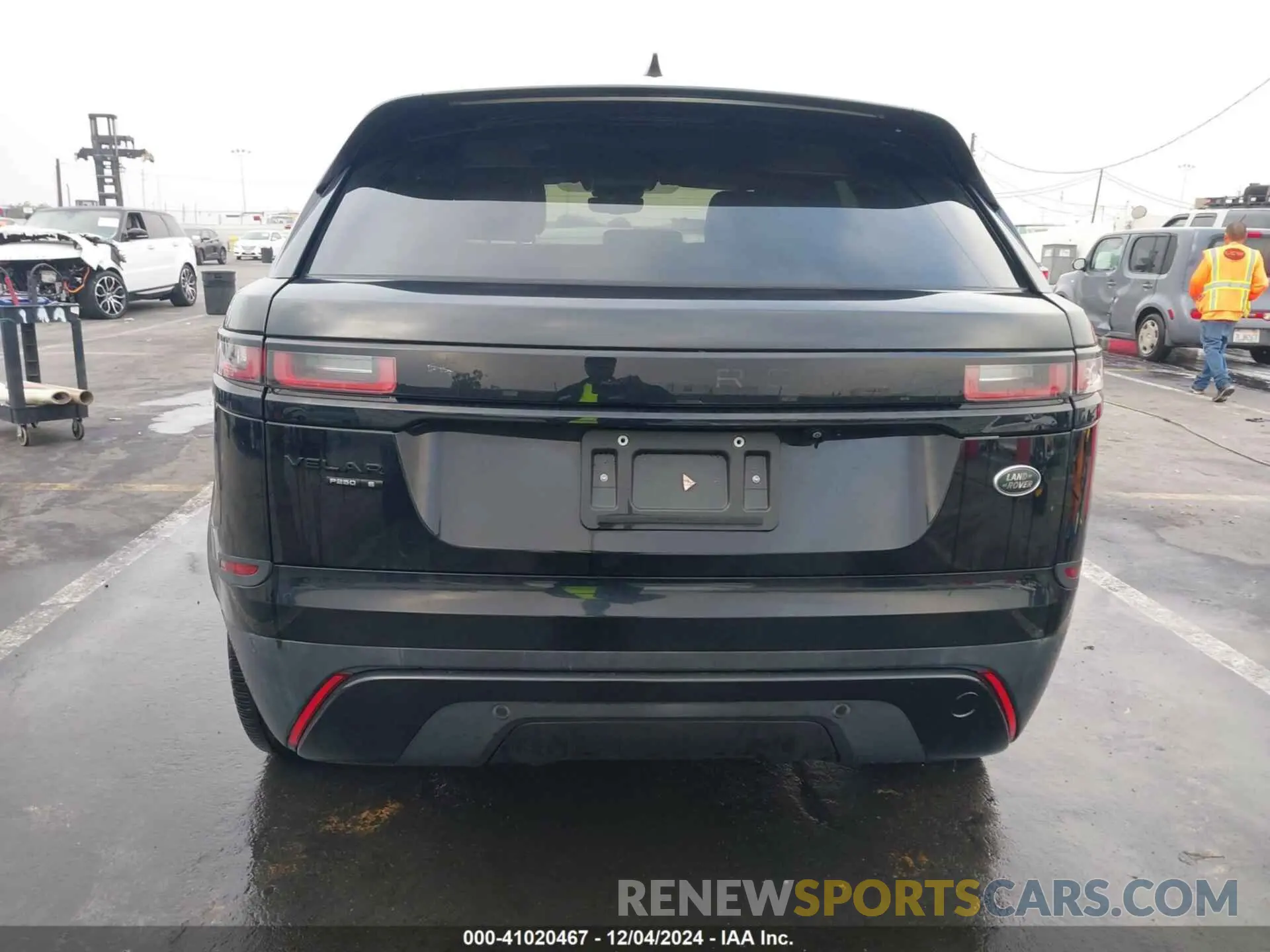 15 fotografías del automóvil dañado SALYB2EX9KA783453 LAND ROVER RANGE ROVER VELAR 2019