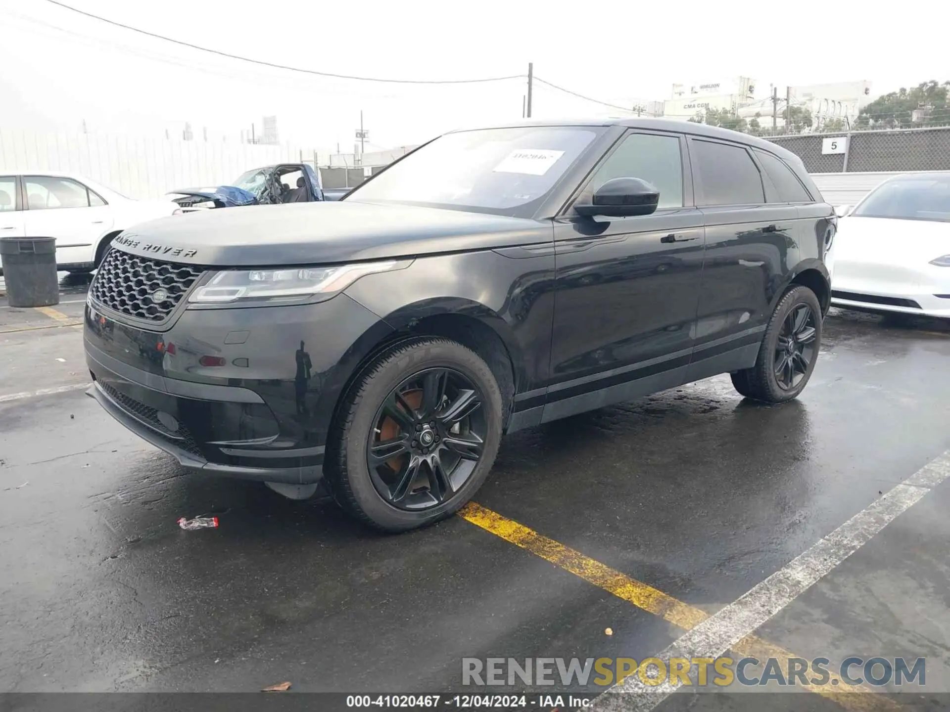 2 fotografías del automóvil dañado SALYB2EX9KA783453 LAND ROVER RANGE ROVER VELAR 2019