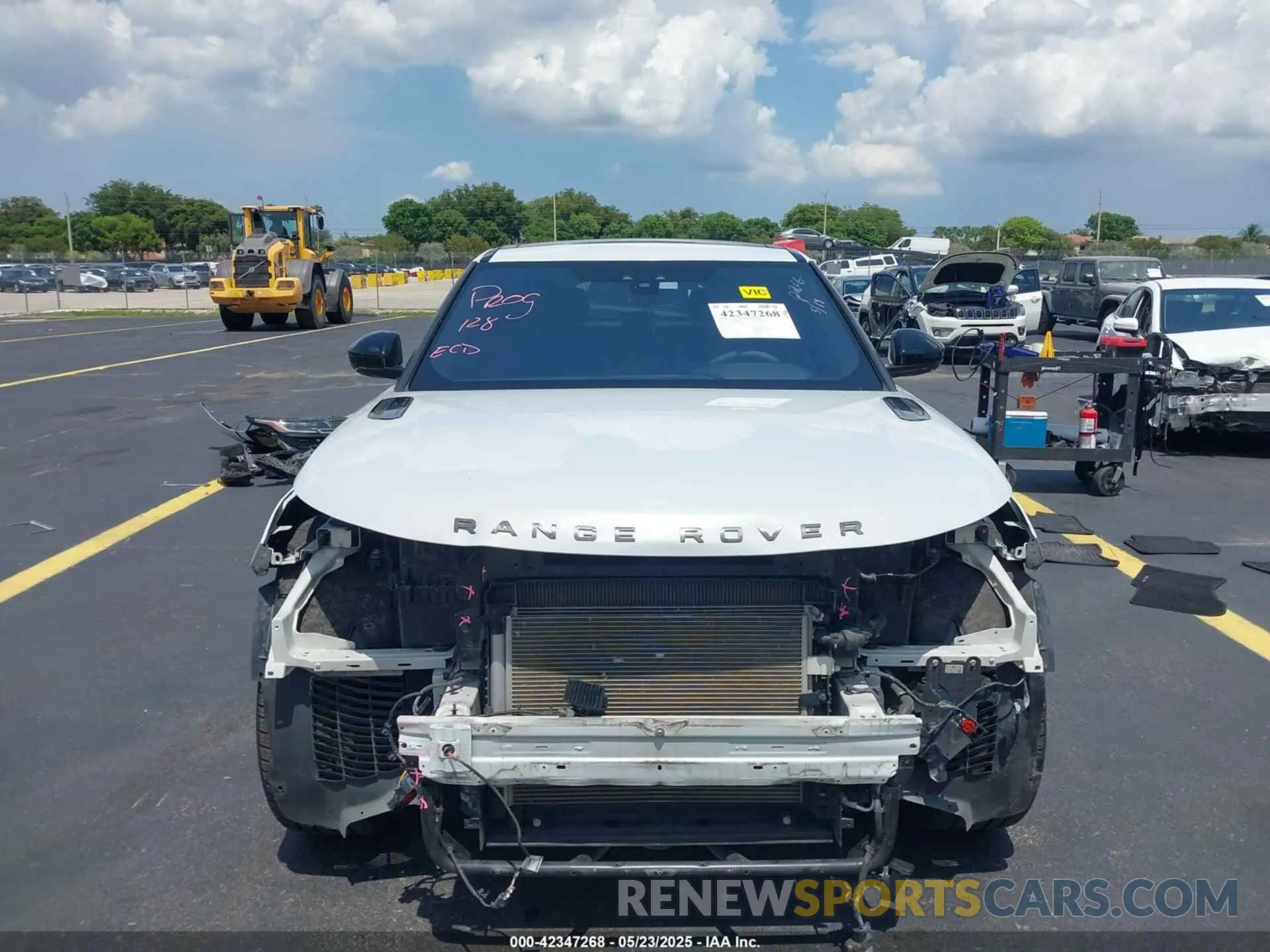 13 fotografías del automóvil dañado SALYL2EV9KA202481 LAND ROVER RANGE ROVER VELAR 2019