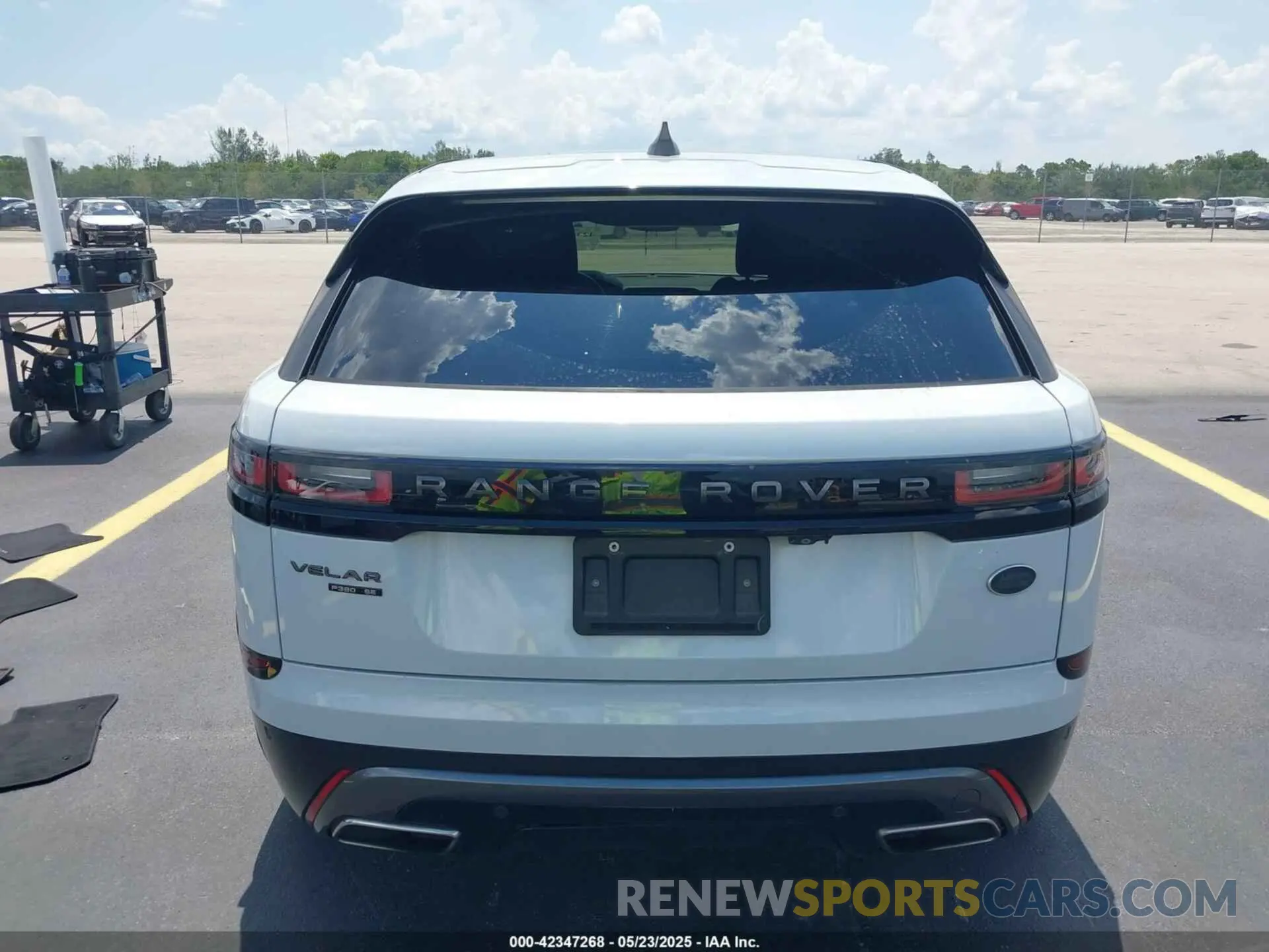 17 fotografías del automóvil dañado SALYL2EV9KA202481 LAND ROVER RANGE ROVER VELAR 2019