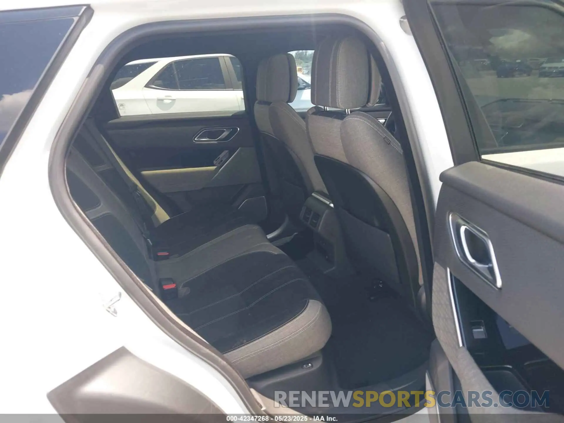 8 fotografías del automóvil dañado SALYL2EV9KA202481 LAND ROVER RANGE ROVER VELAR 2019