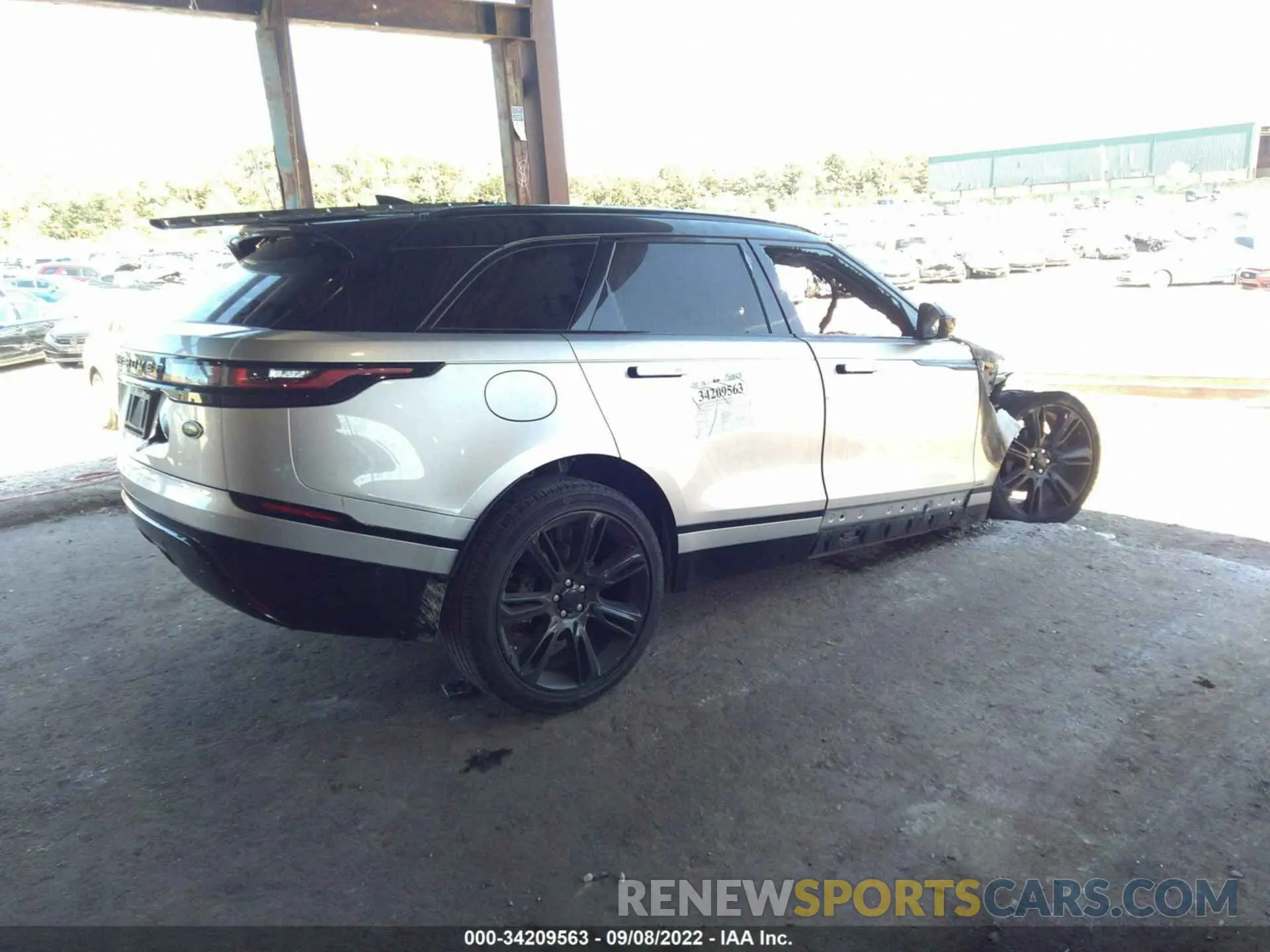 4 fotografías del automóvil dañado SALYL2EX2KA201187 LAND ROVER RANGE ROVER VELAR 2019
