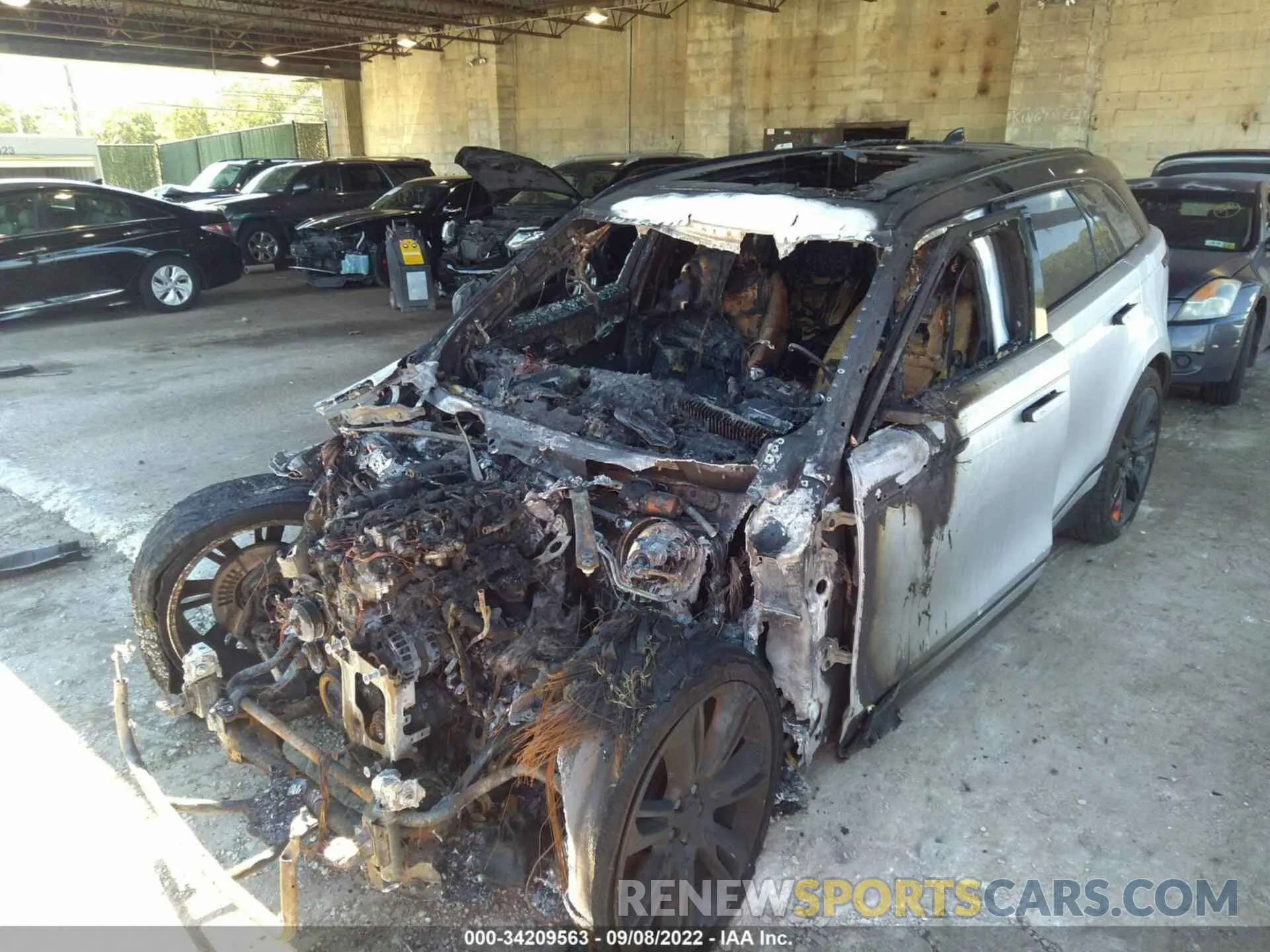 6 fotografías del automóvil dañado SALYL2EX2KA201187 LAND ROVER RANGE ROVER VELAR 2019