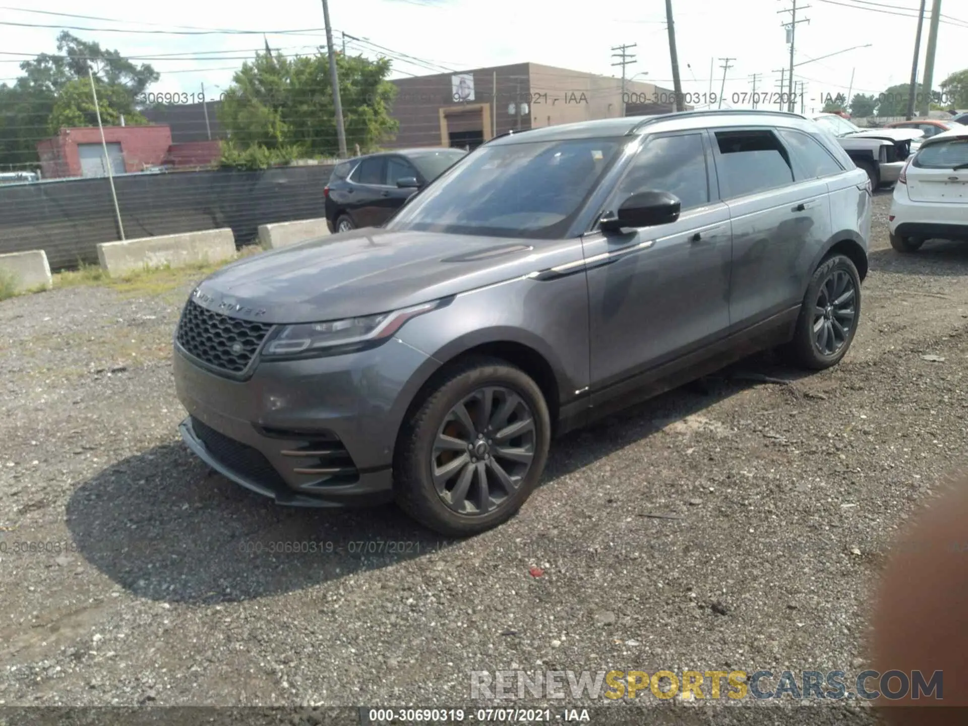 2 fotografías del automóvil dañado SALYL2EX2KA780603 LAND ROVER RANGE ROVER VELAR 2019