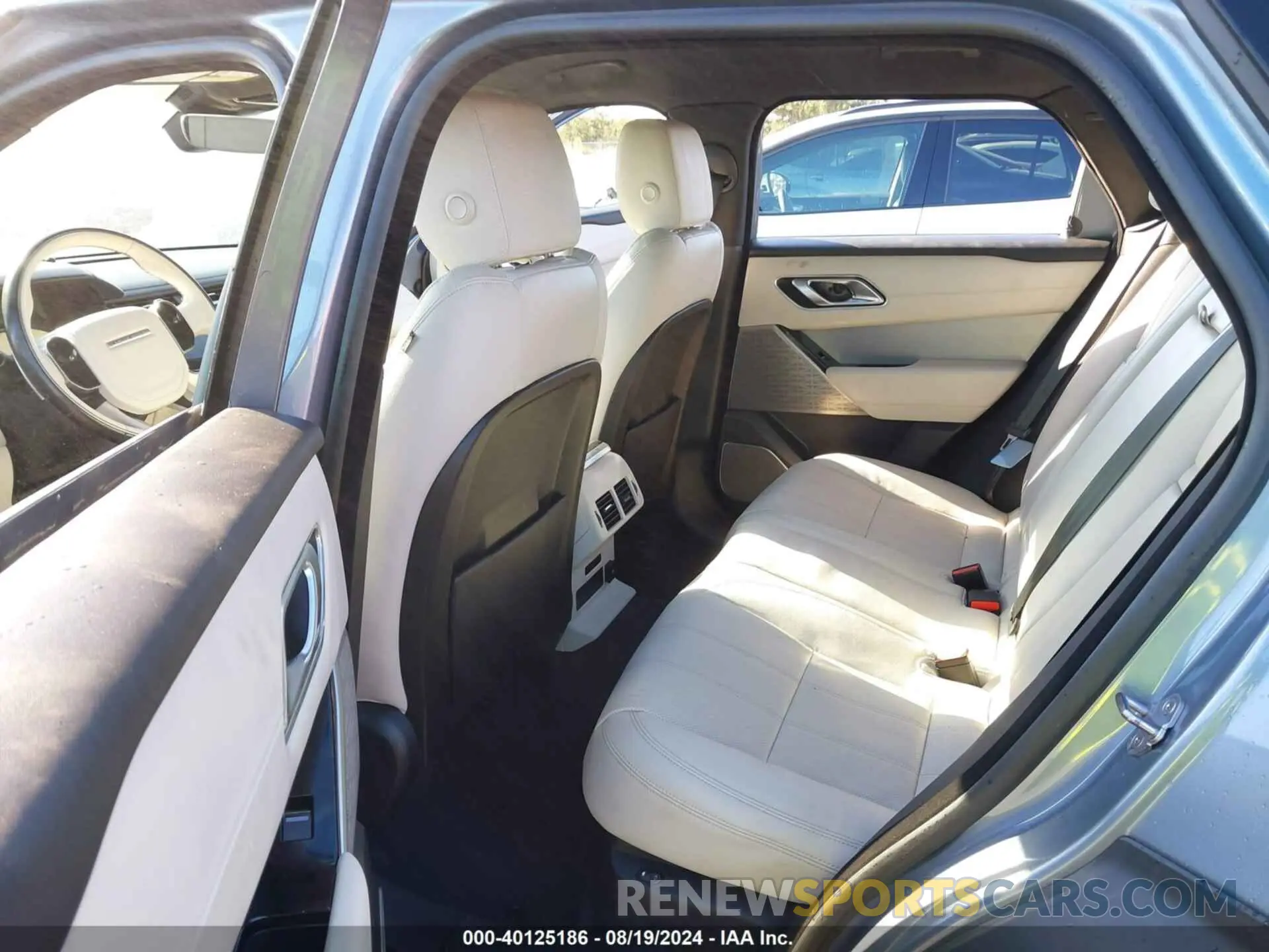 8 fotografías del automóvil dañado SALYL2EX3KA785731 LAND ROVER RANGE ROVER VELAR 2019