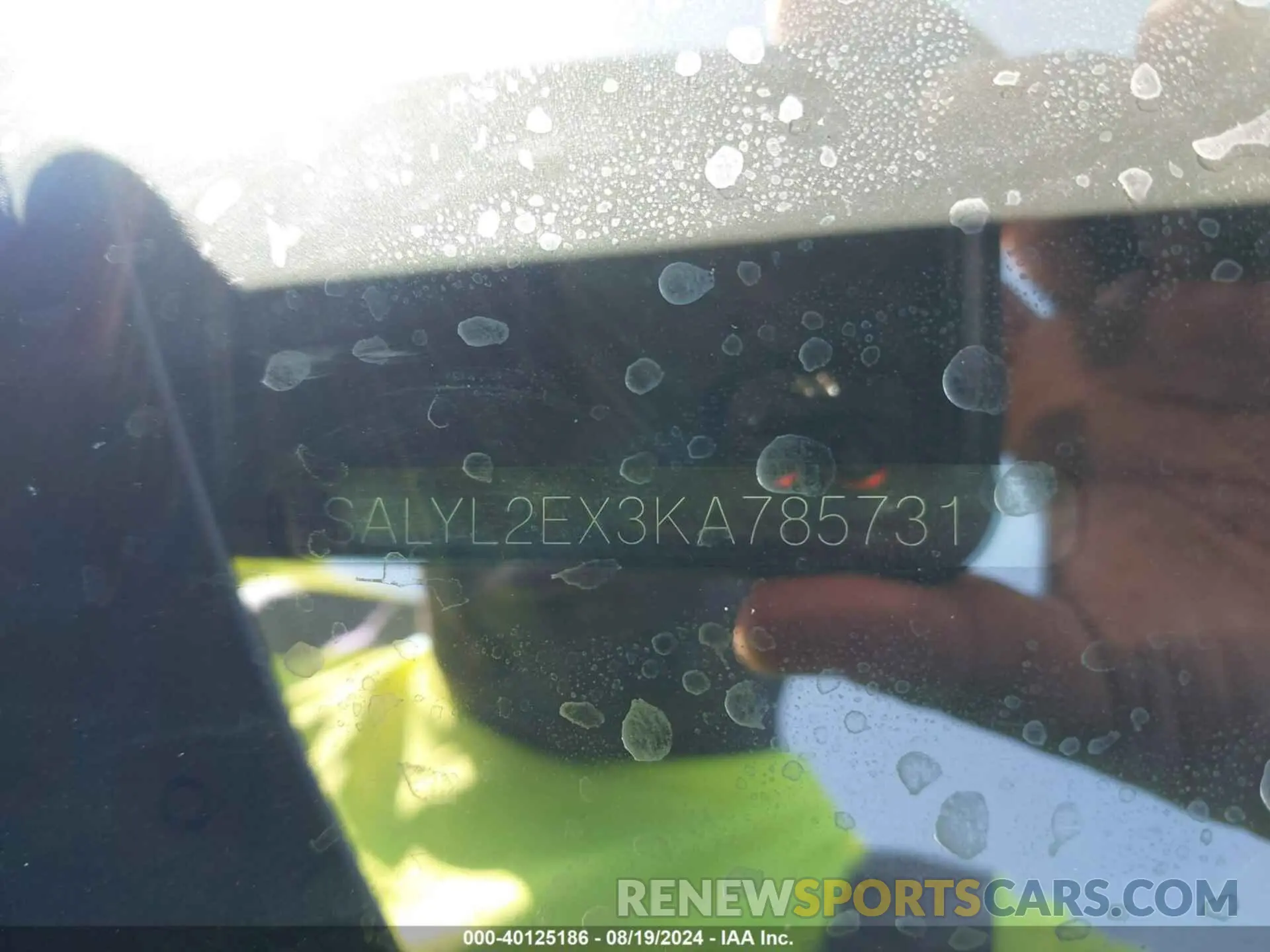 9 fotografías del automóvil dañado SALYL2EX3KA785731 LAND ROVER RANGE ROVER VELAR 2019