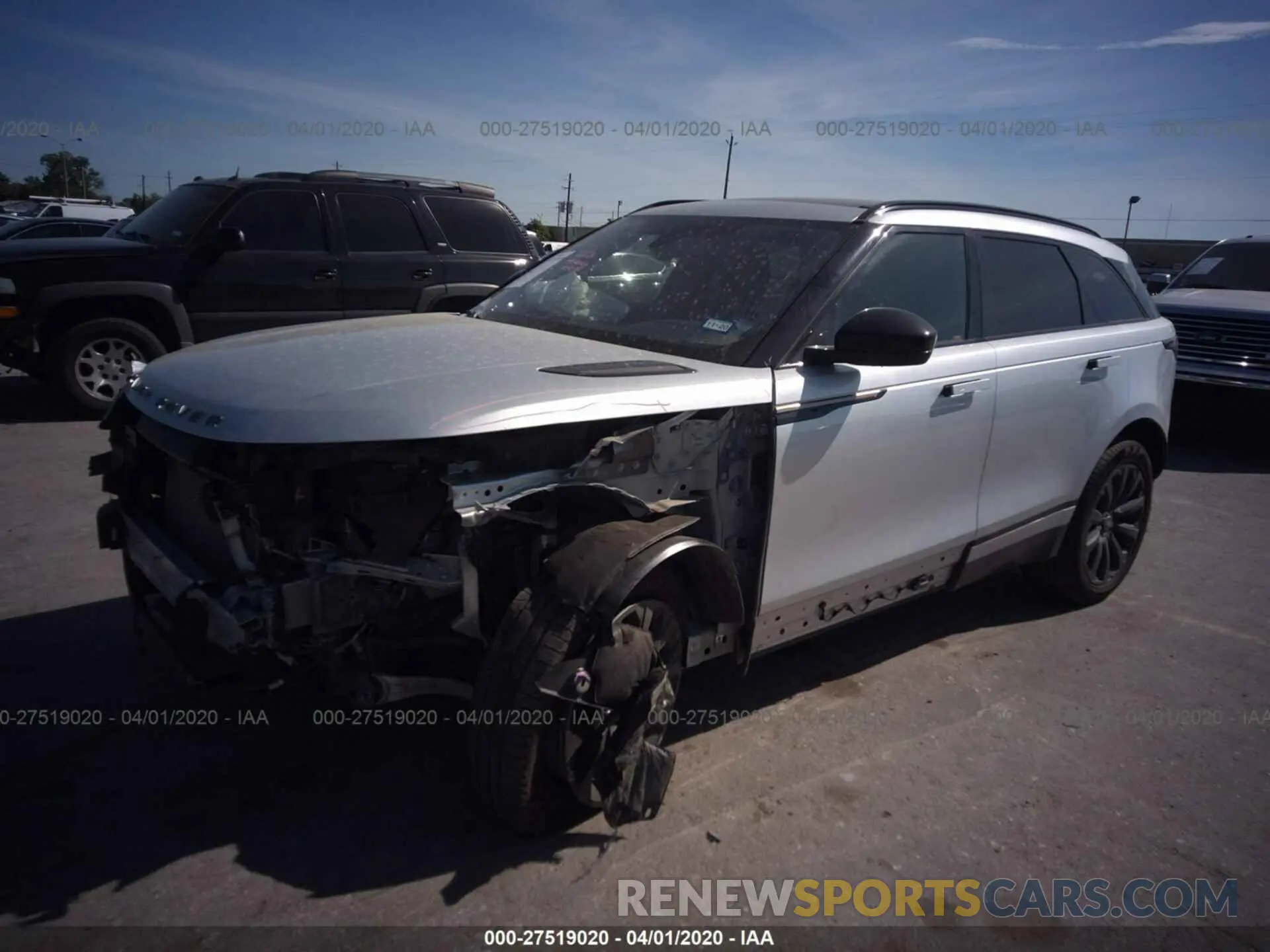 2 fotografías del automóvil dañado SALYL2EX4KA779677 LAND ROVER RANGE ROVER VELAR 2019