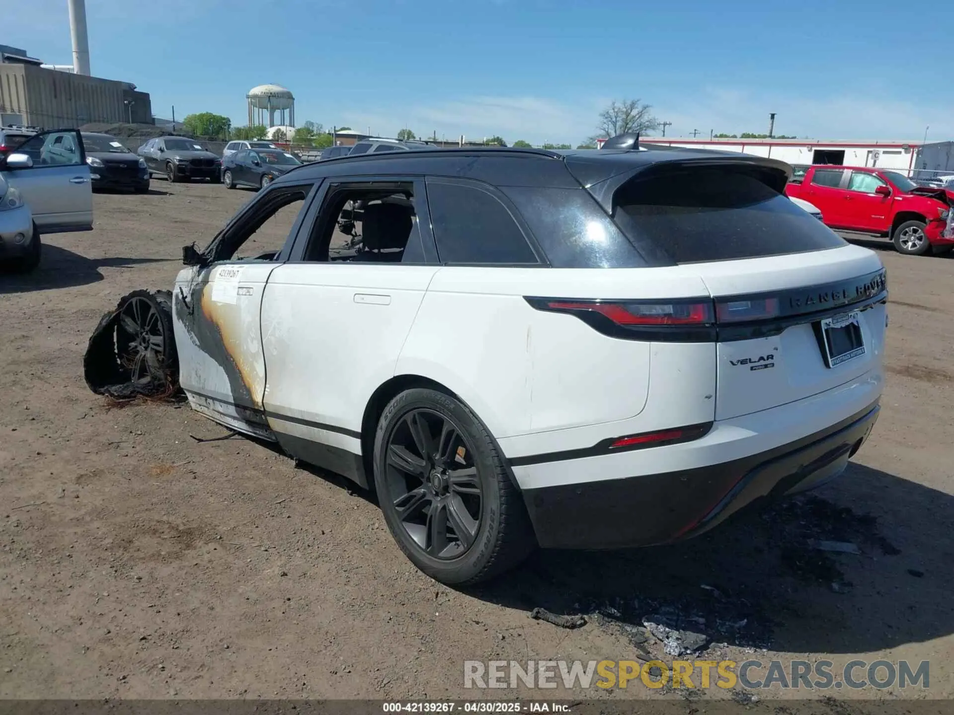 3 fotografías del automóvil dañado SALYL2EX5KA228531 LAND ROVER RANGE ROVER VELAR 2019