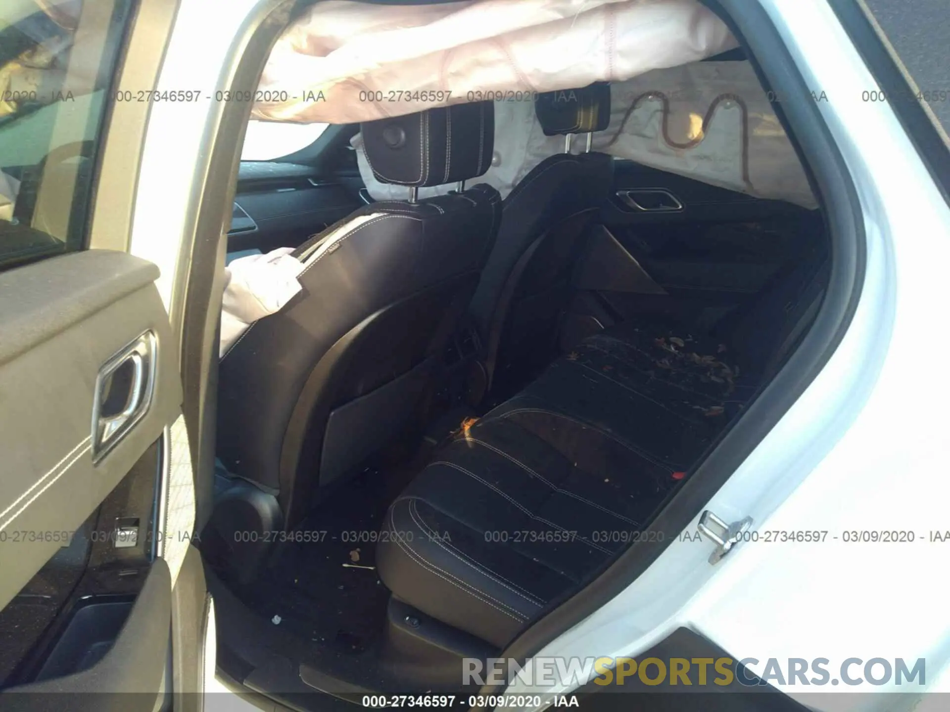 8 fotografías del automóvil dañado SALYL2EX5KA796214 LAND ROVER RANGE ROVER VELAR 2019