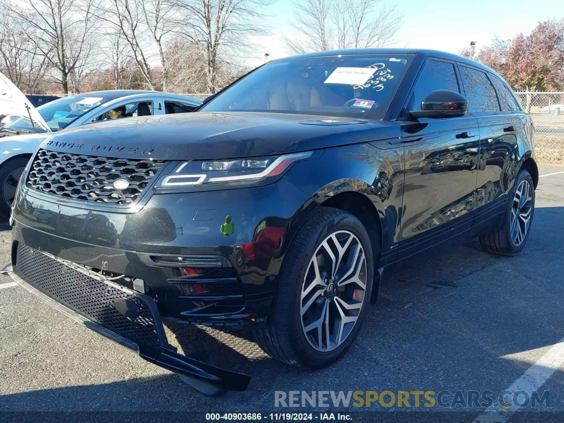 2 fotografías del automóvil dañado SALYL2EX6KA796383 LAND ROVER RANGE ROVER VELAR 2019