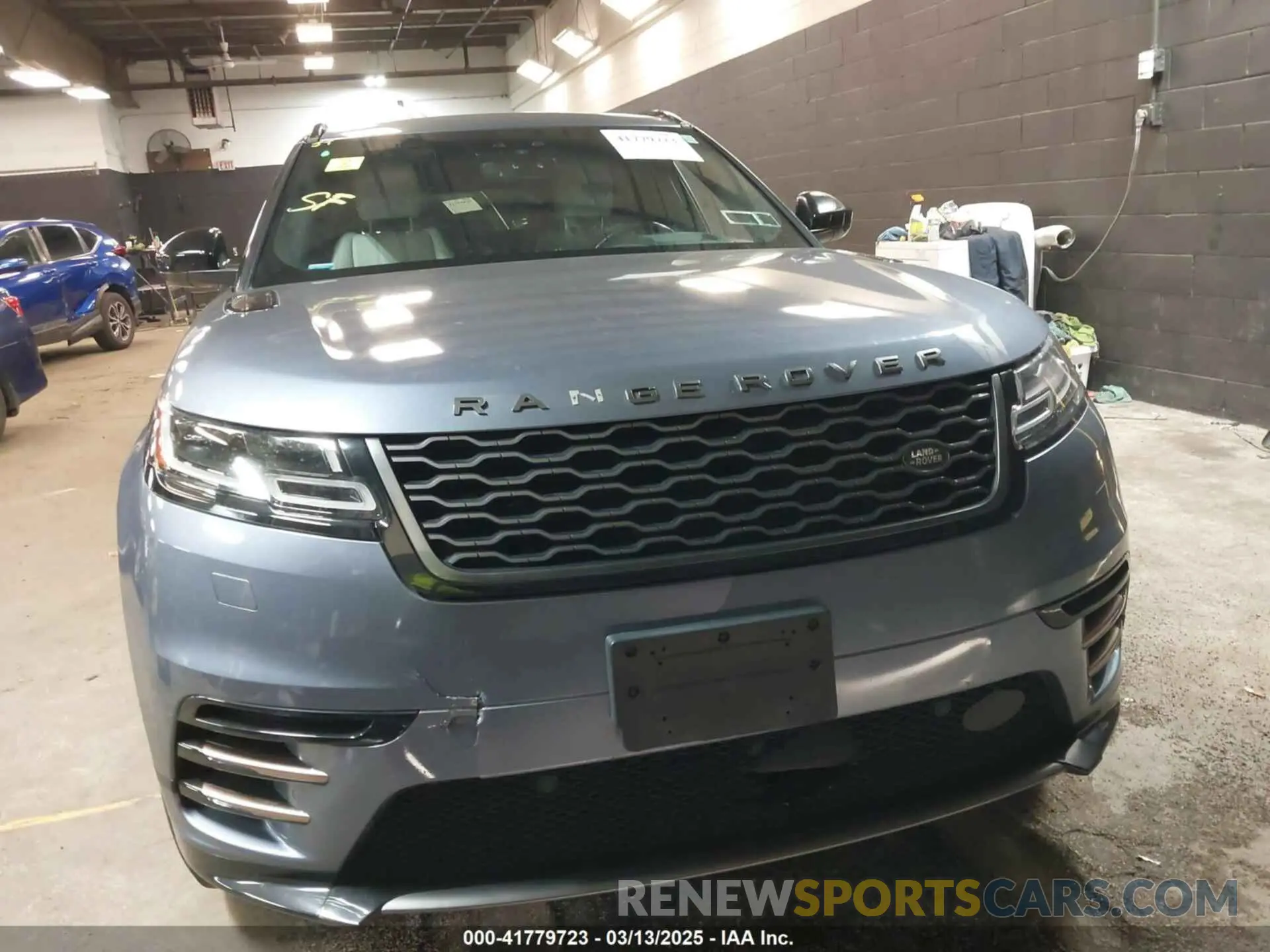 12 fotografías del automóvil dañado SALYL2EX8KA220360 LAND ROVER RANGE ROVER VELAR 2019