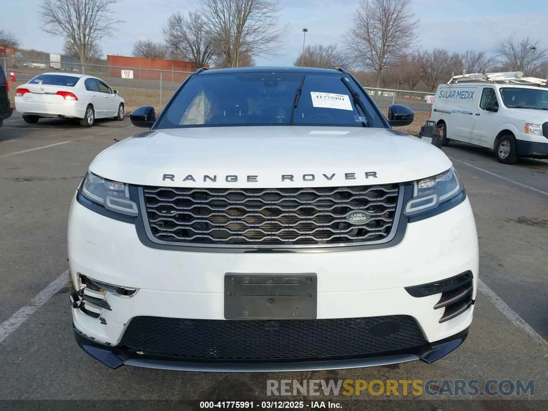 12 fotografías del automóvil dañado SALYL2EX9KA782364 LAND ROVER RANGE ROVER VELAR 2019