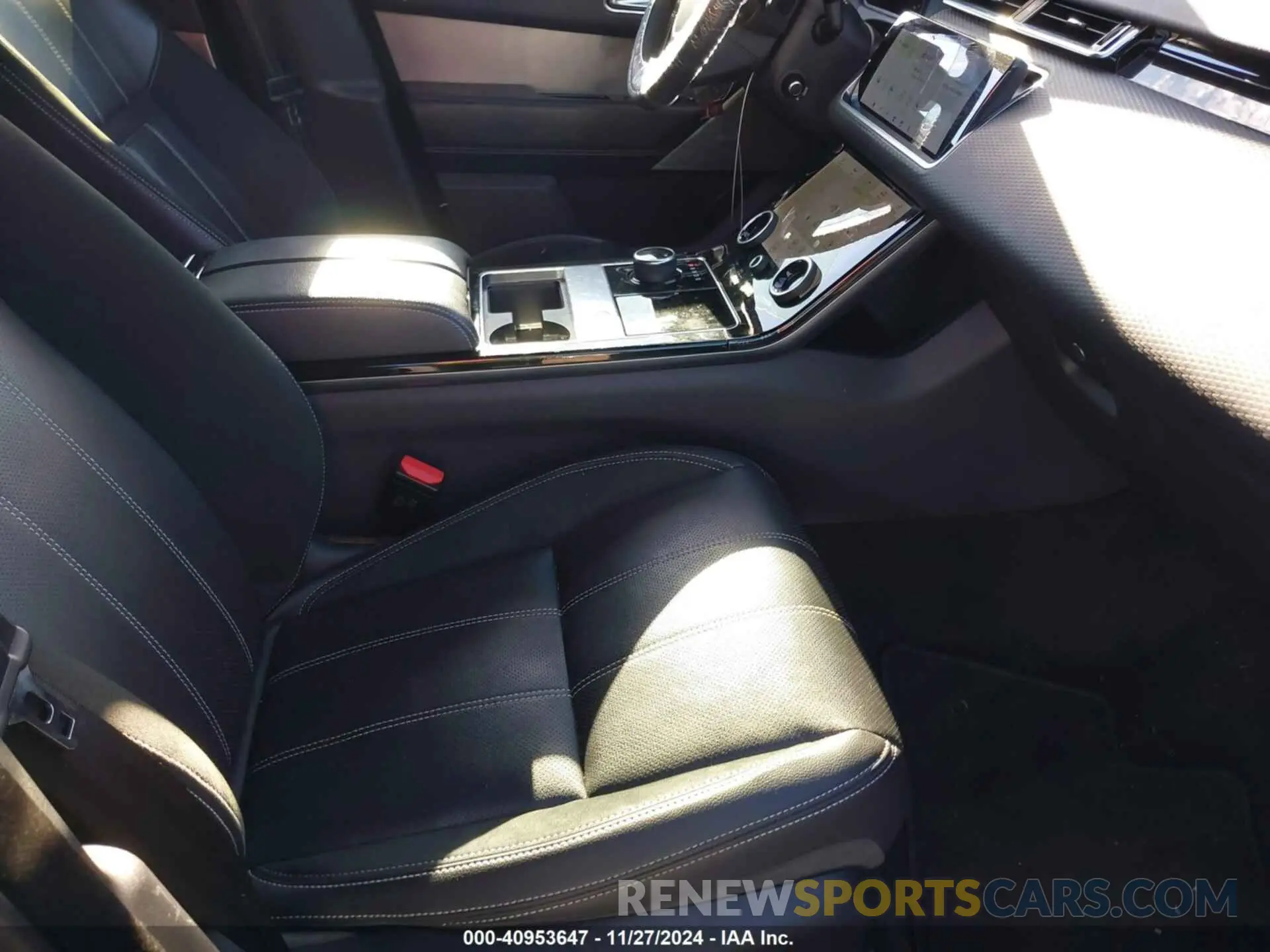 5 fotografías del automóvil dañado SALYL2EXXKA779831 LAND ROVER RANGE ROVER VELAR 2019