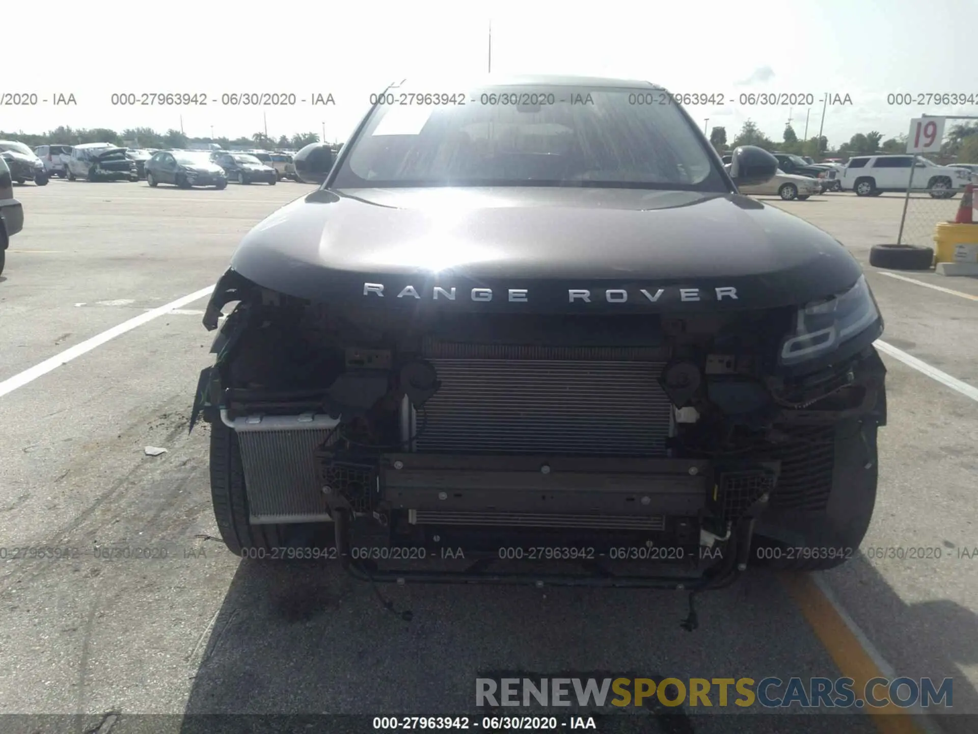 6 fotografías del automóvil dañado SALYB2EX3LA247972 LAND ROVER RANGE ROVER VELAR 2020