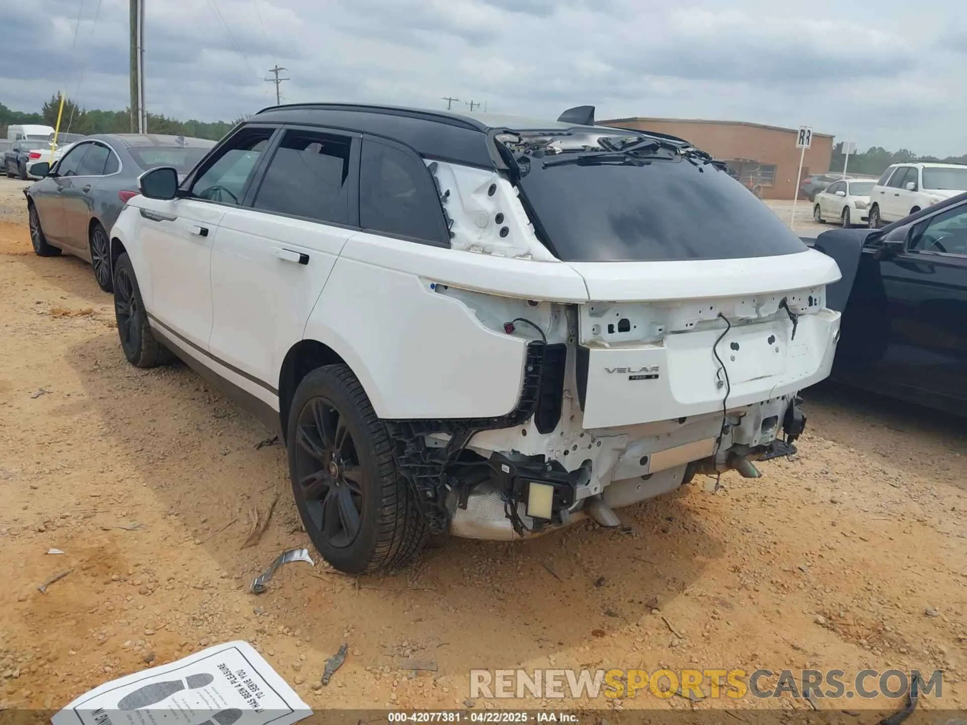 3 fotografías del automóvil dañado SALYB2EX3LA292863 LAND ROVER RANGE ROVER VELAR 2020