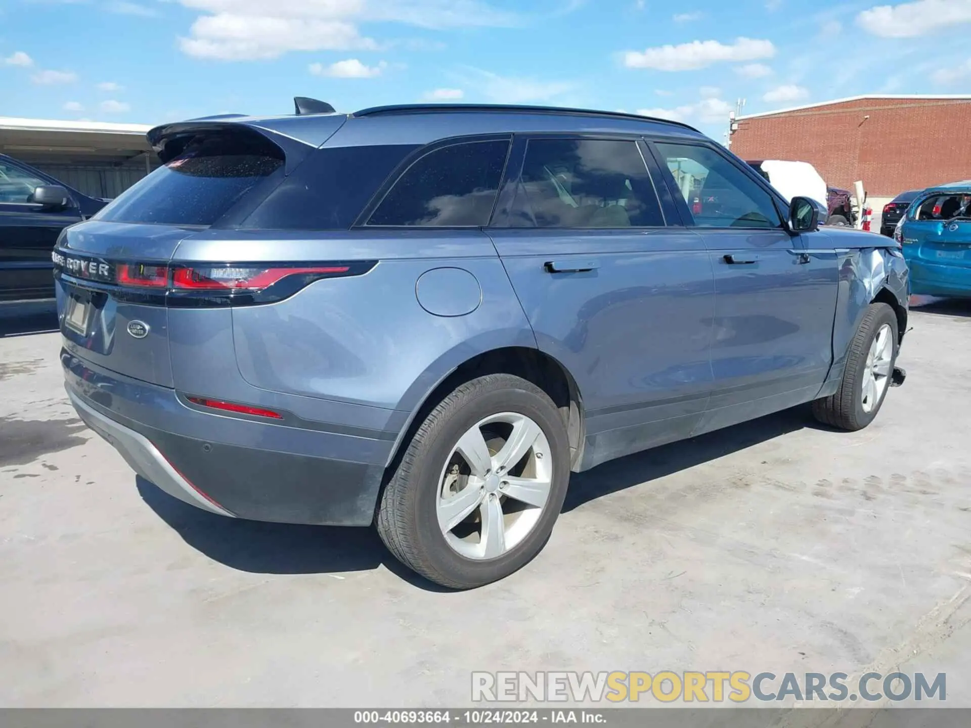 4 fotografías del automóvil dañado SALYB2EX4LA240383 LAND ROVER RANGE ROVER VELAR 2020