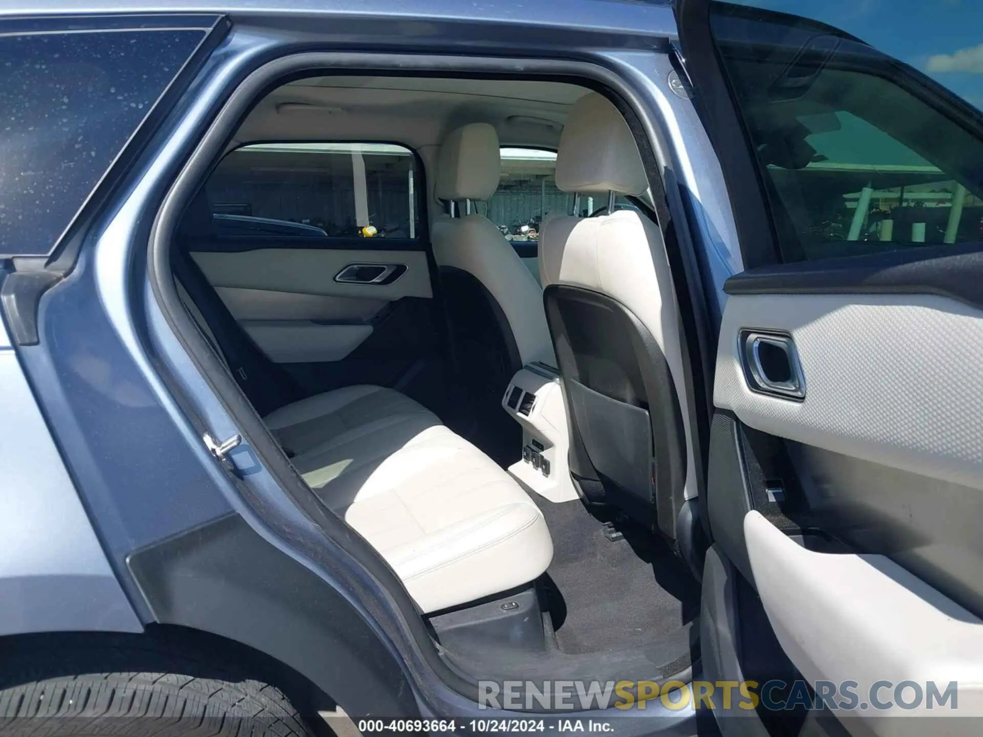 8 fotografías del automóvil dañado SALYB2EX4LA240383 LAND ROVER RANGE ROVER VELAR 2020